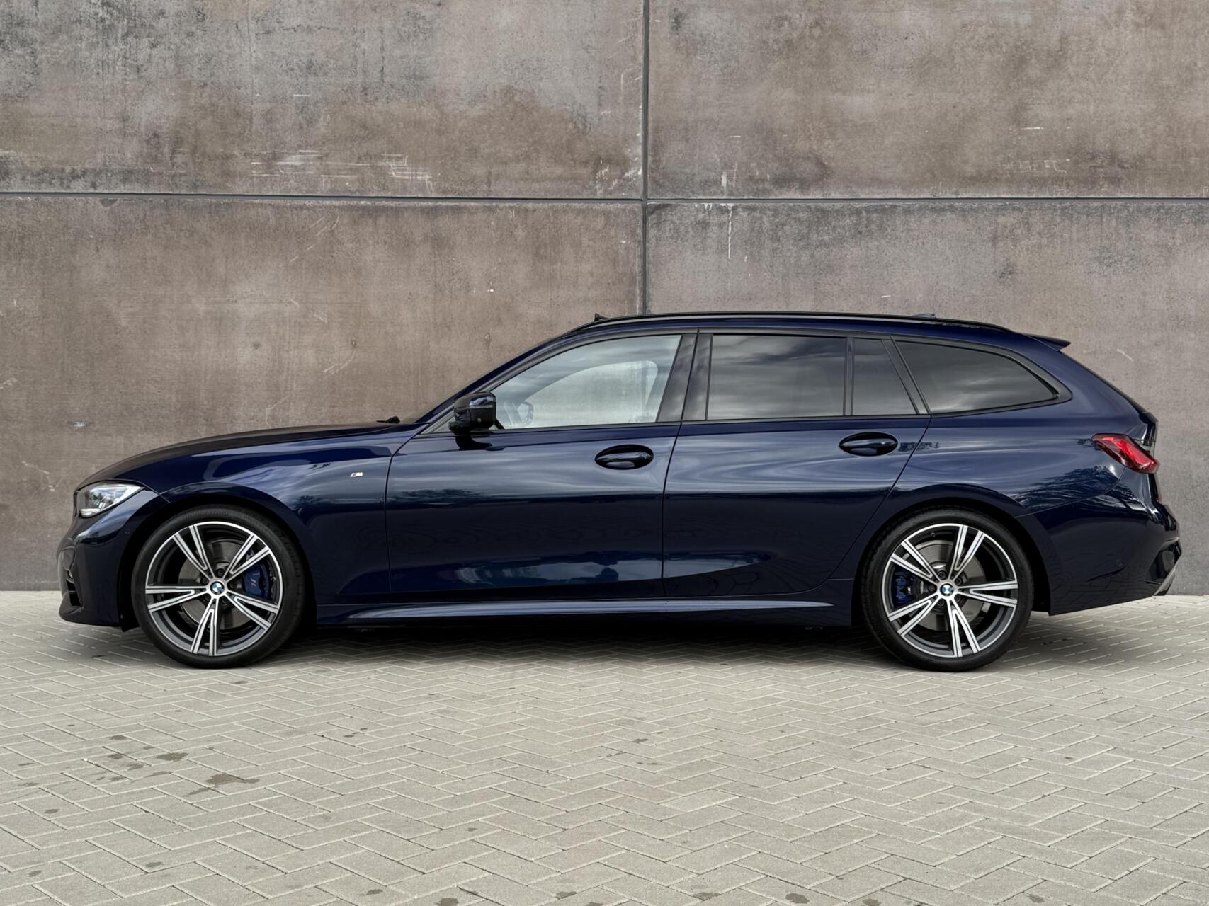 Foto van BMW 330i