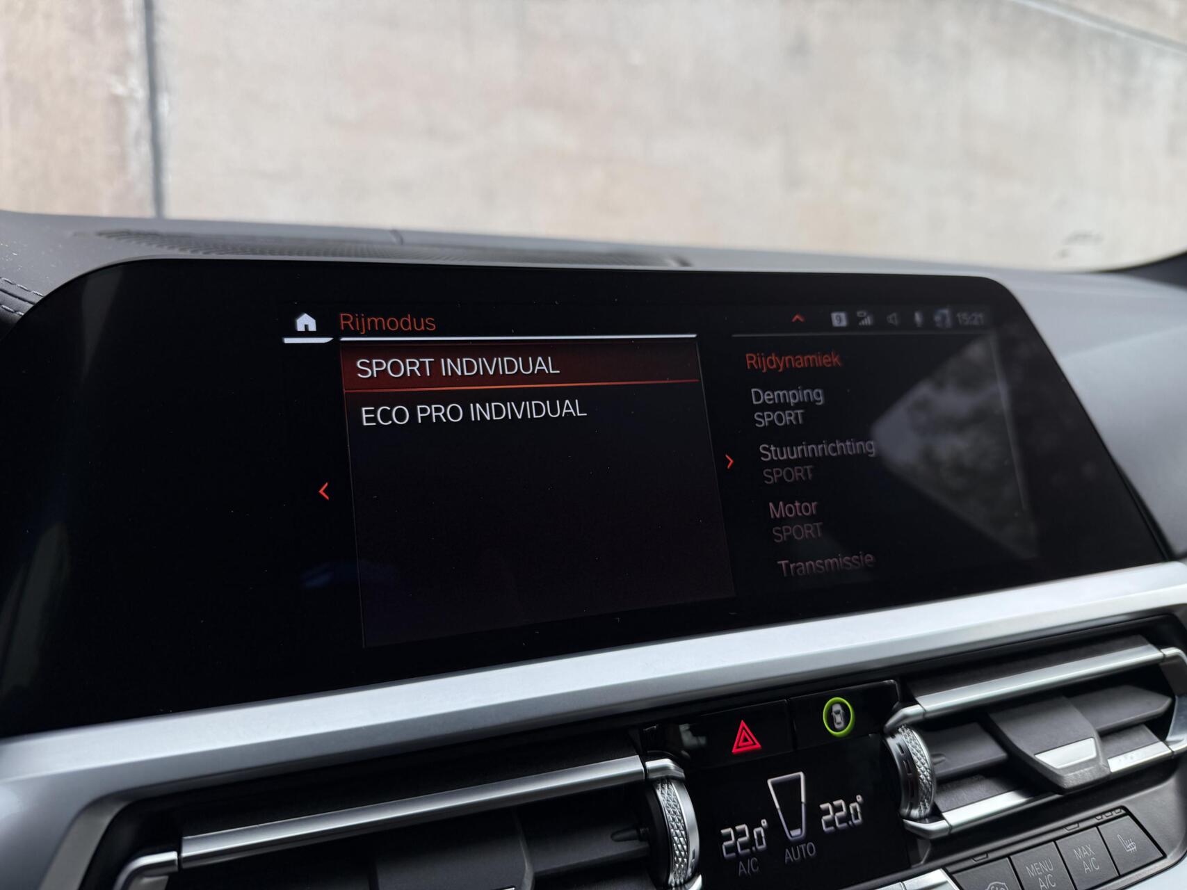Foto van BMW 330i