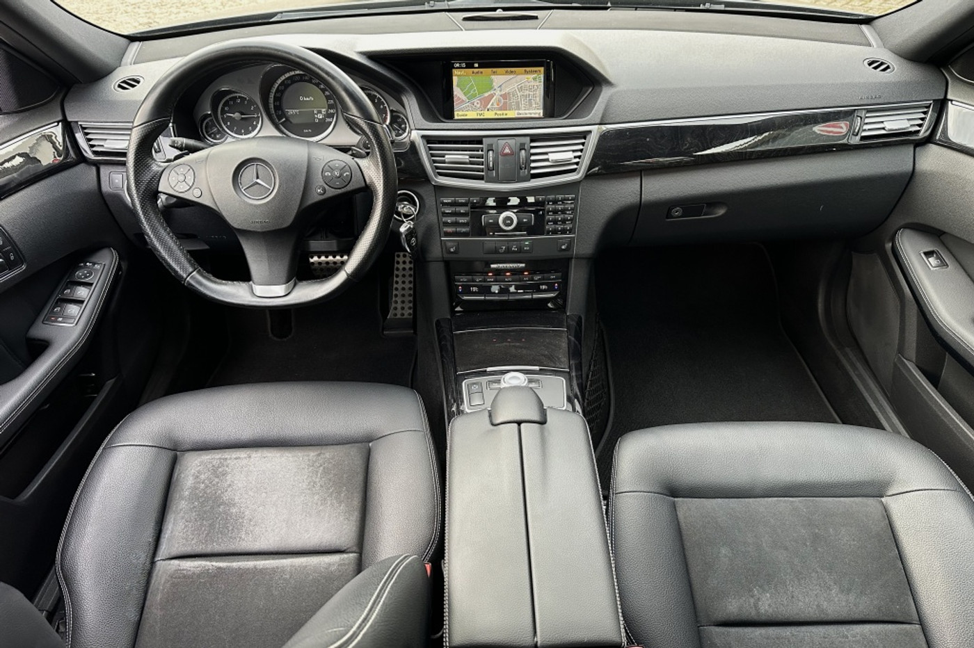 Foto van Mercedes-Benz E 250 Cgi