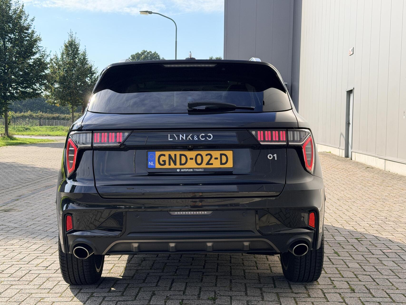 Foto van Lynk&co LYNK & Co 01