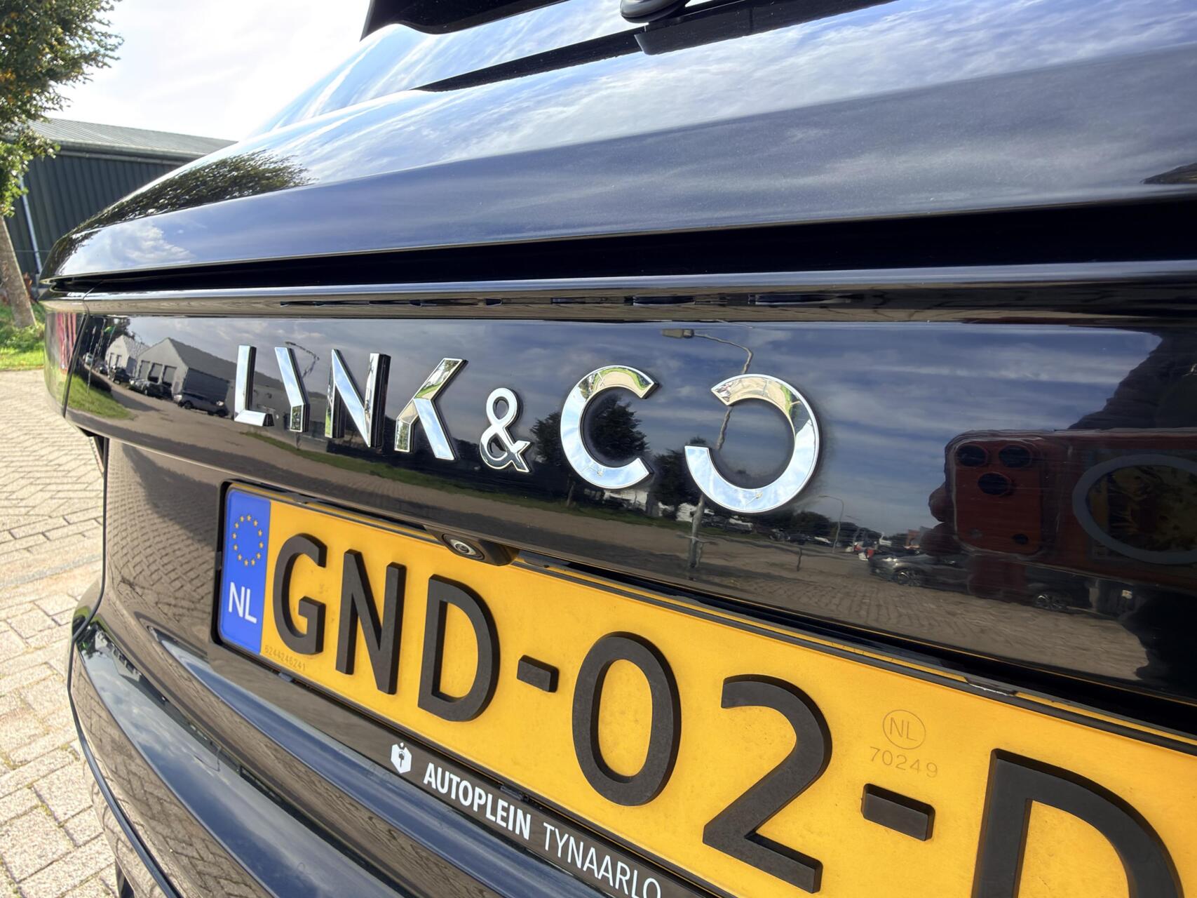 Foto van Lynk&co LYNK & Co 01