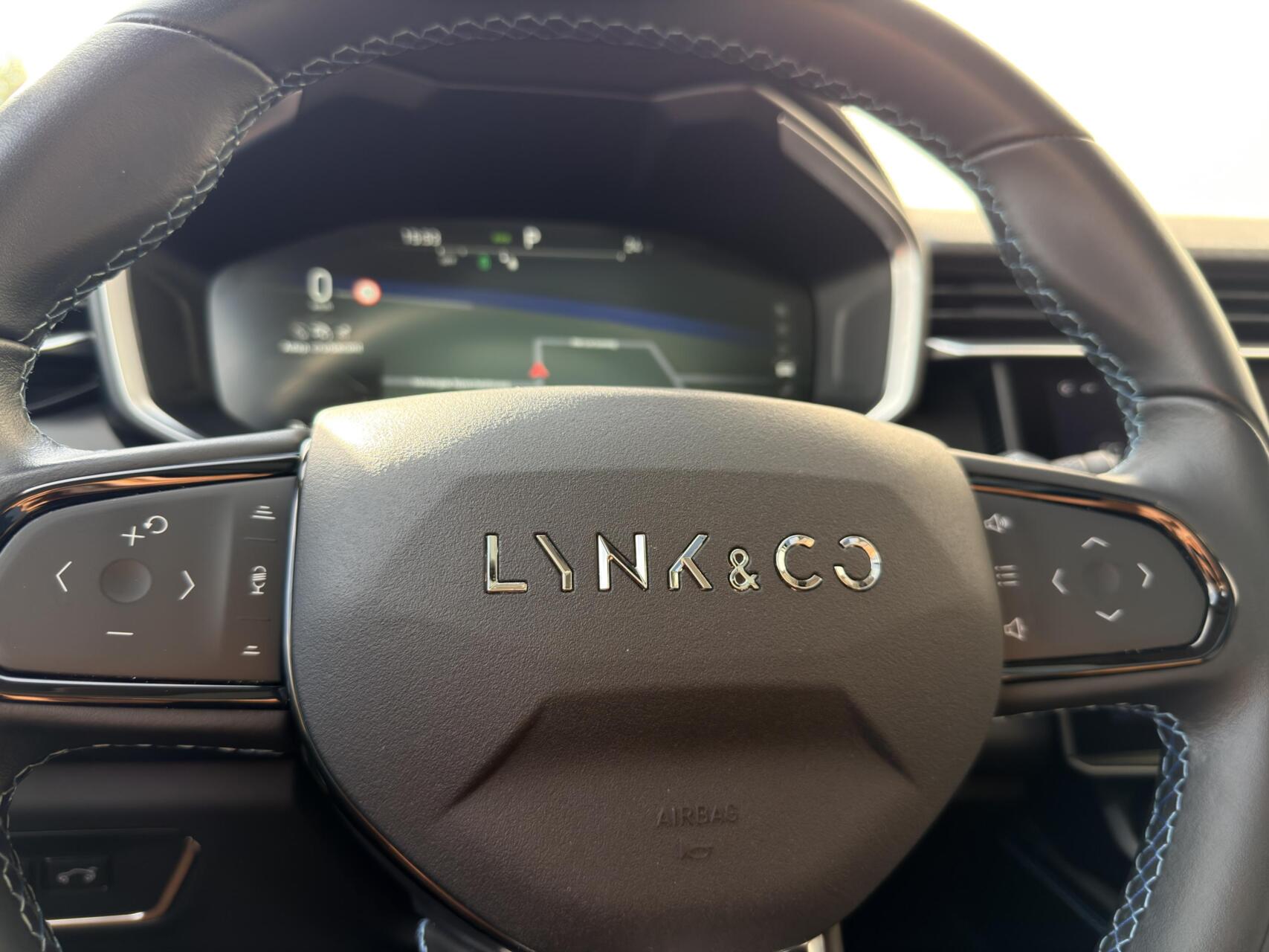 Foto van Lynk&co LYNK & Co 01
