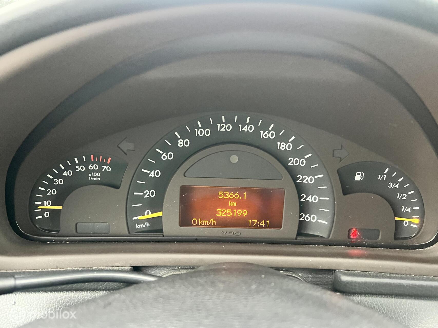 Foto van Mercedes-Benz C 180 Kompressor