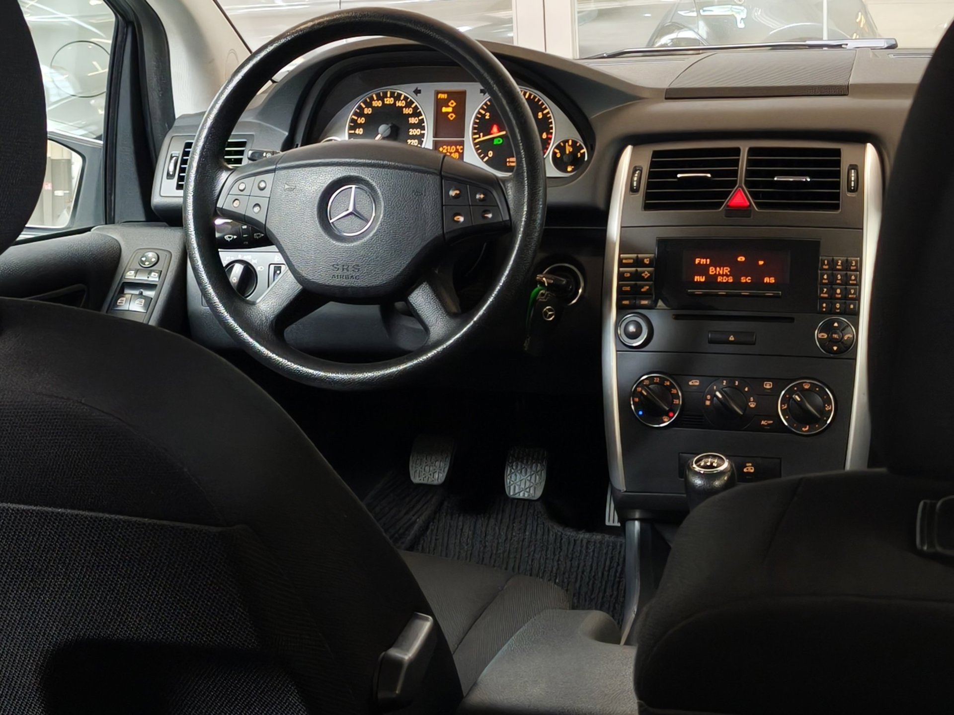 Foto van Mercedes-Benz B 170