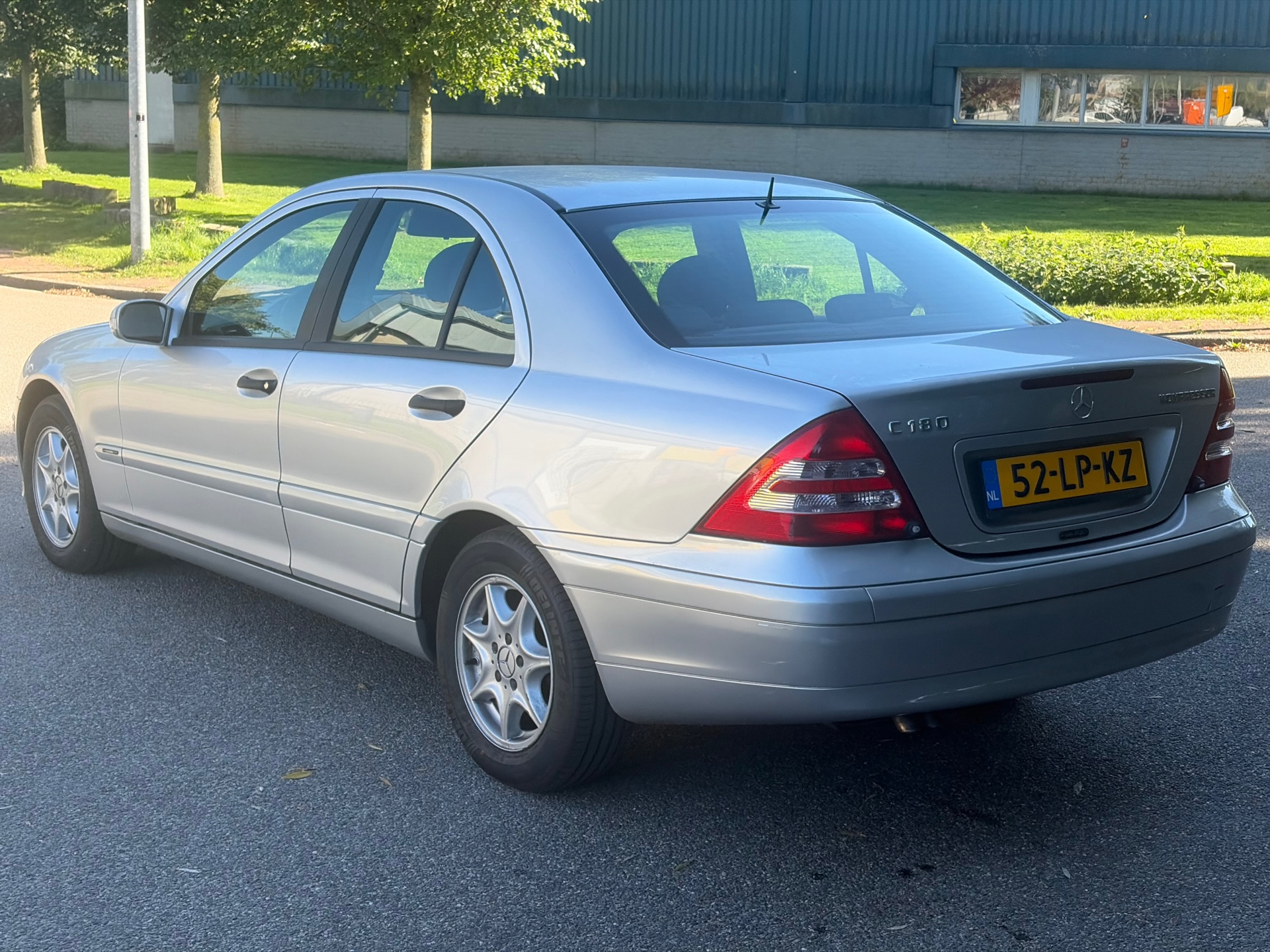 Foto van Mercedes-Benz C 180 Kompressor