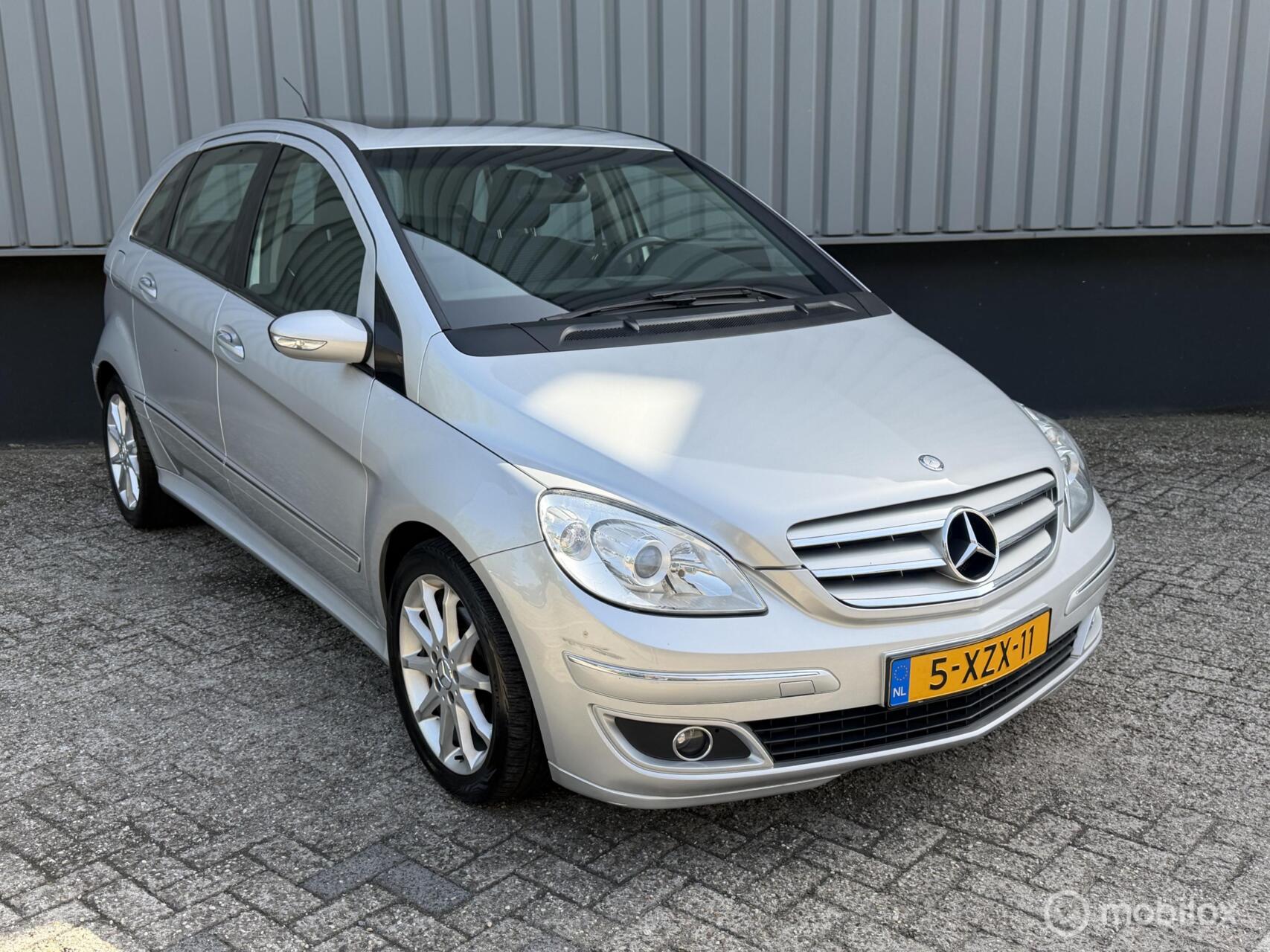 Mercedes-Benz B 200 200 2008 - voorkant