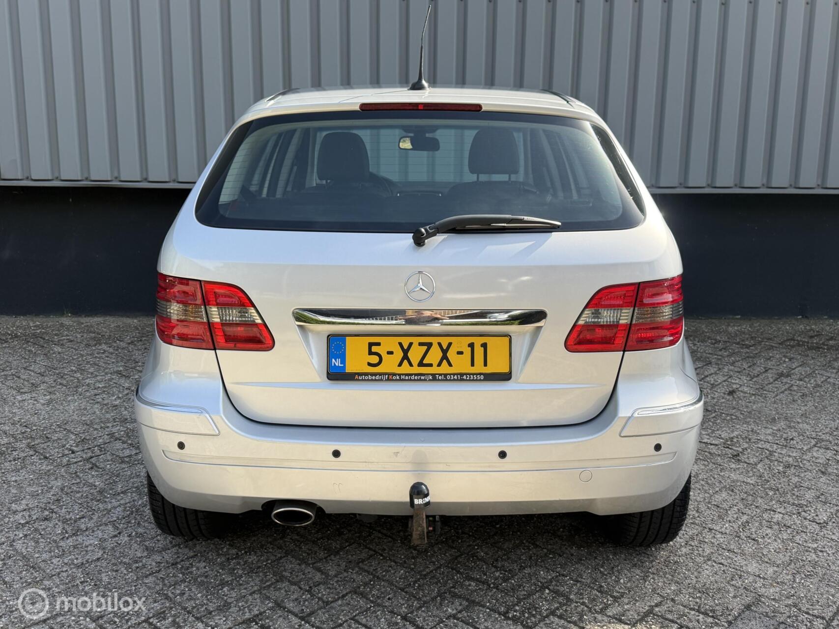 Foto van Mercedes-Benz B 200