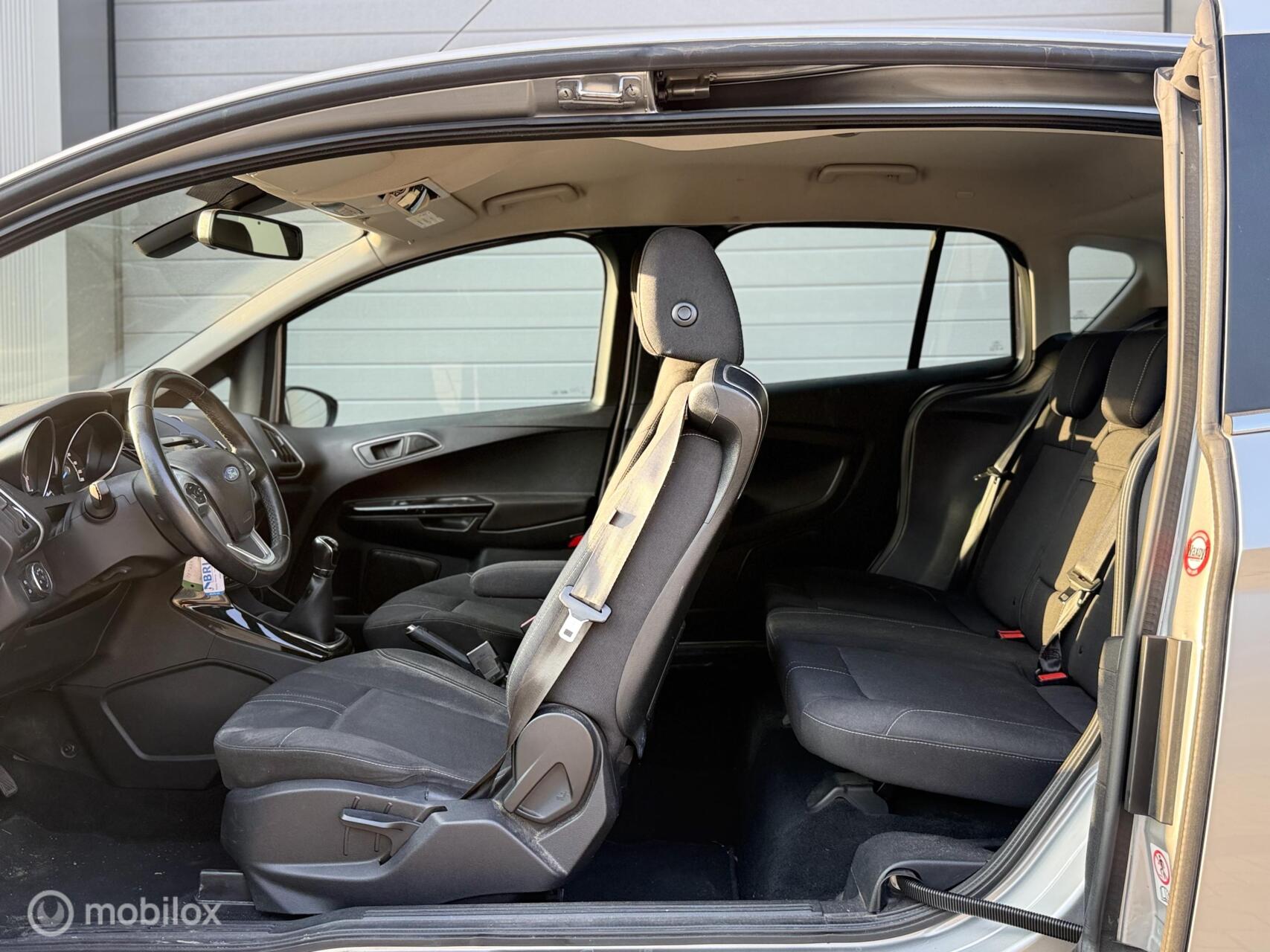 Foto van Ford B-max