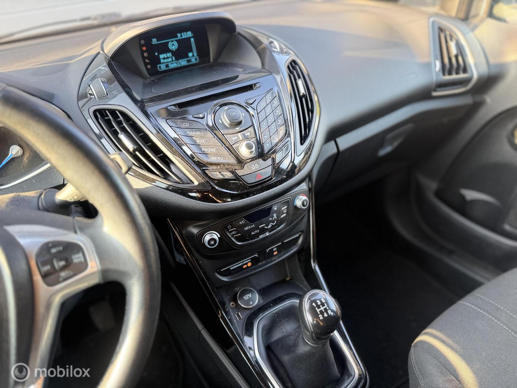 Foto van Ford B-max
