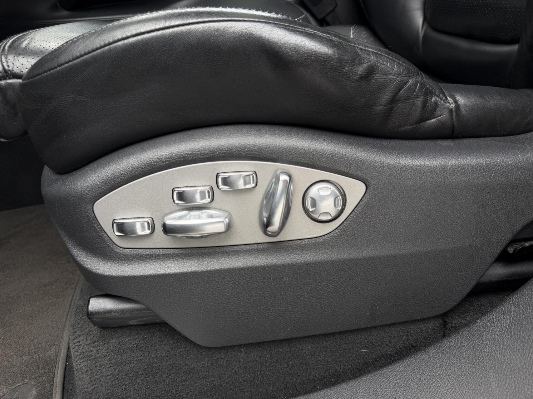 Foto van Porsche Cayenne S Hybrid