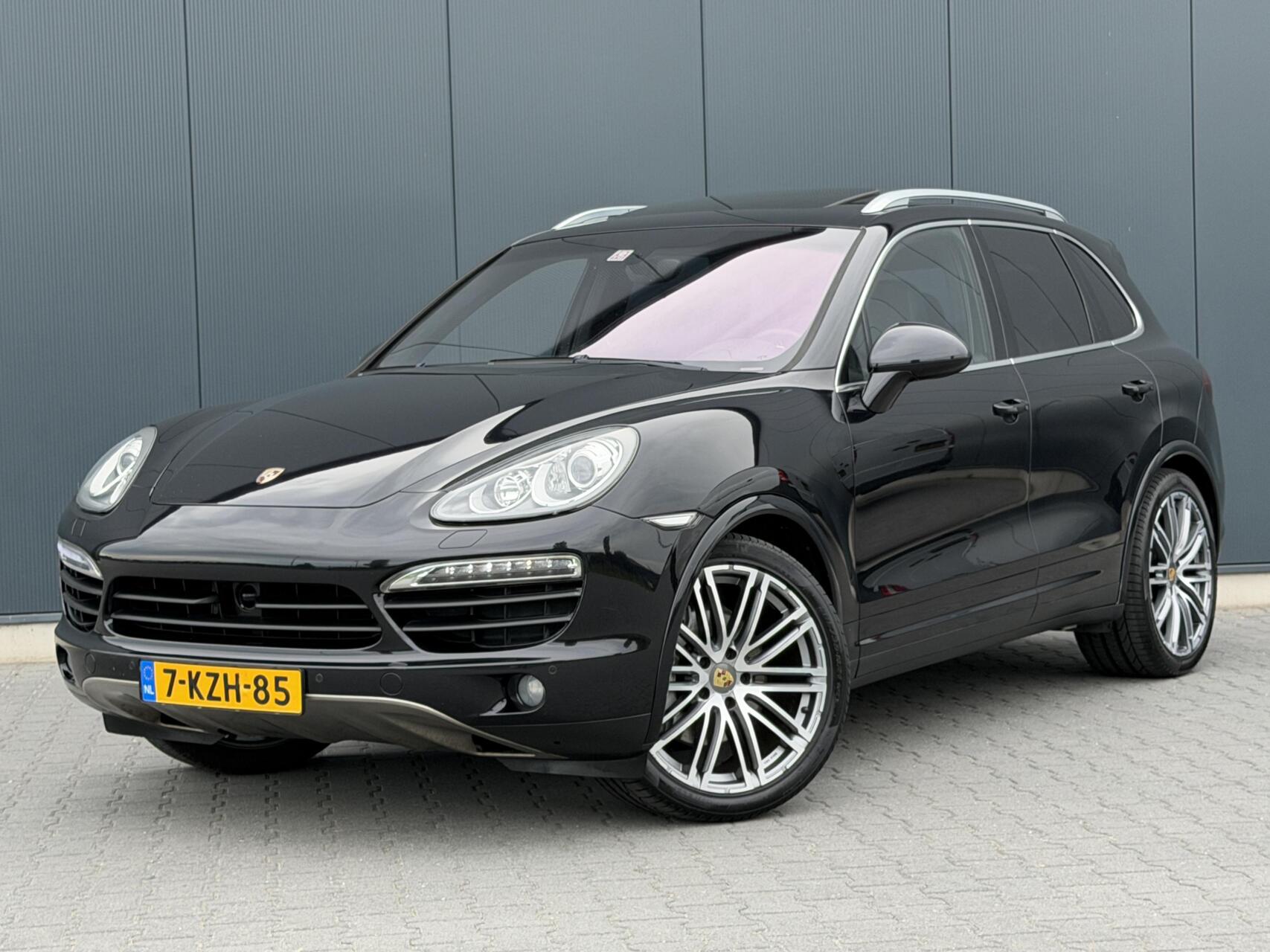 Porsche Cayenne S Hybrid 3.0 S Hybrid Schuifdak - Adaptief - Sportstoelen - Xenon 2010 - voorkant