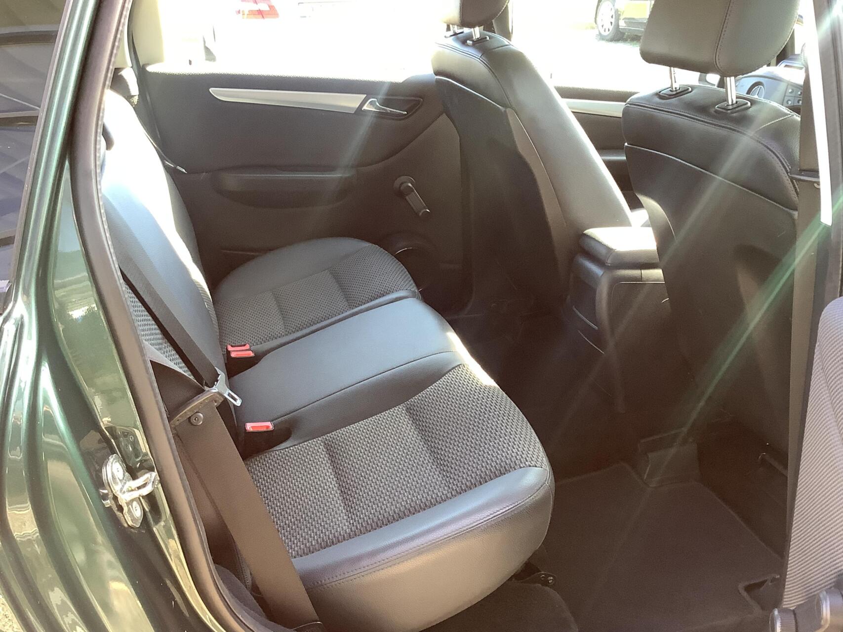 Foto van Mercedes-Benz B 160