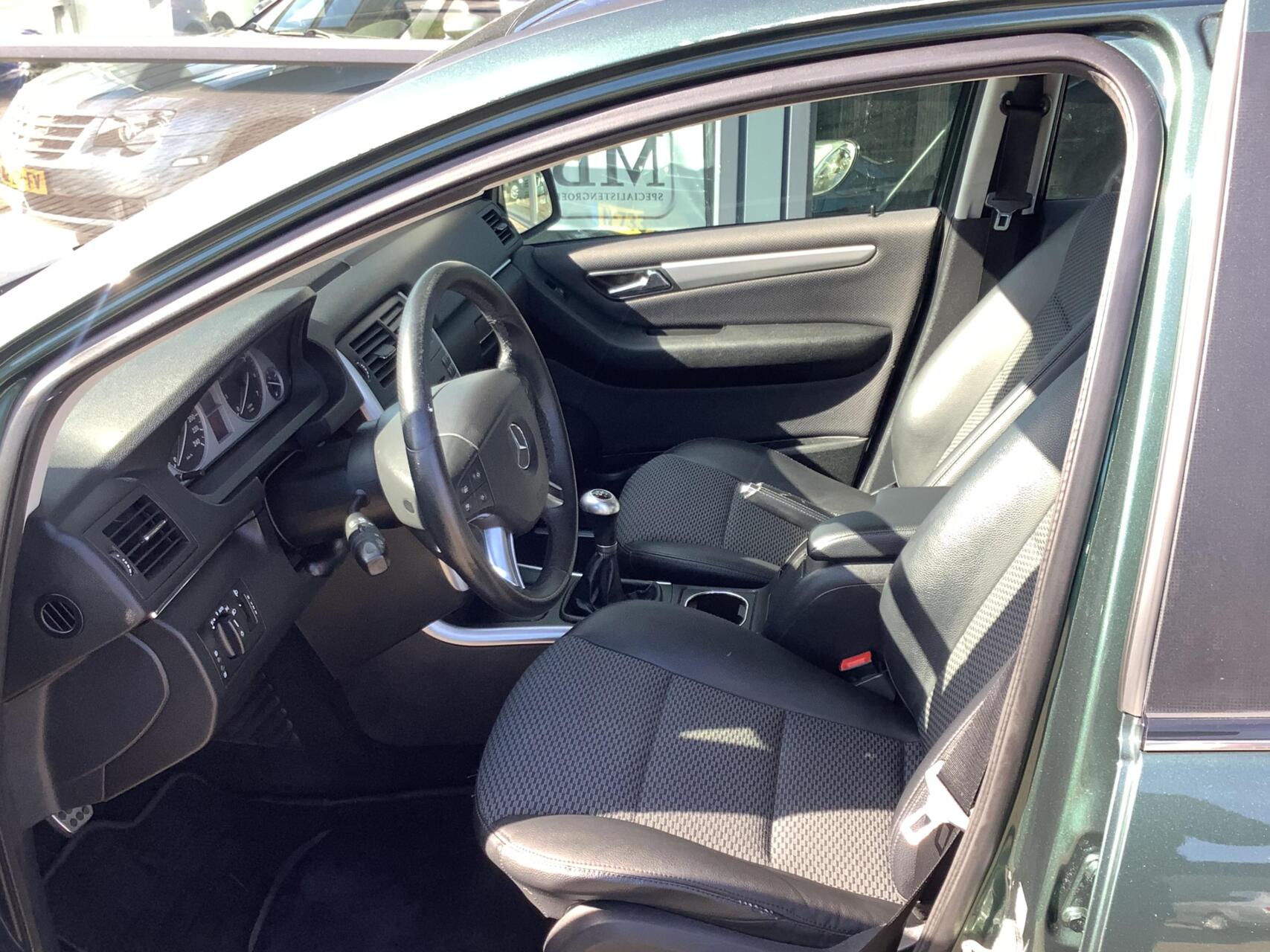 Foto van Mercedes-Benz B 160