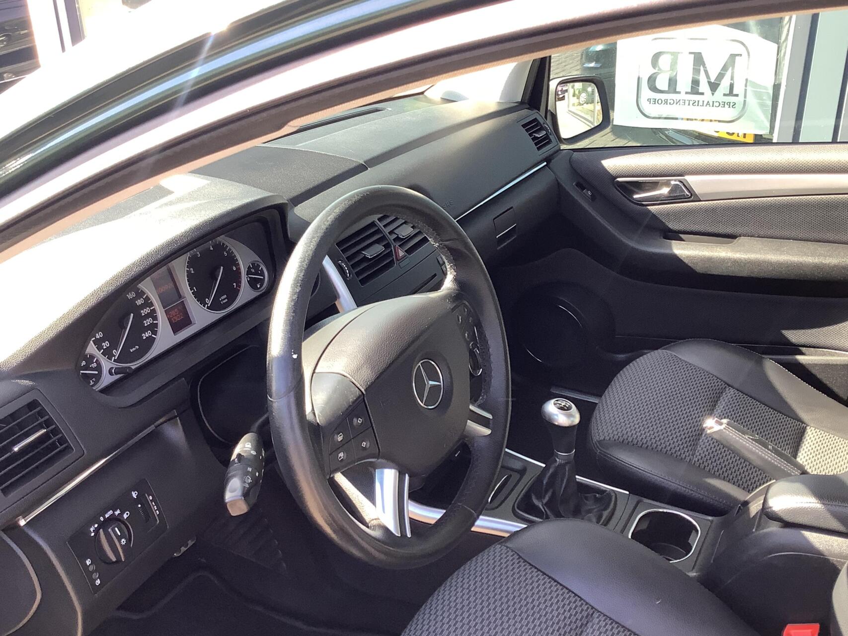 Foto van Mercedes-Benz B 160
