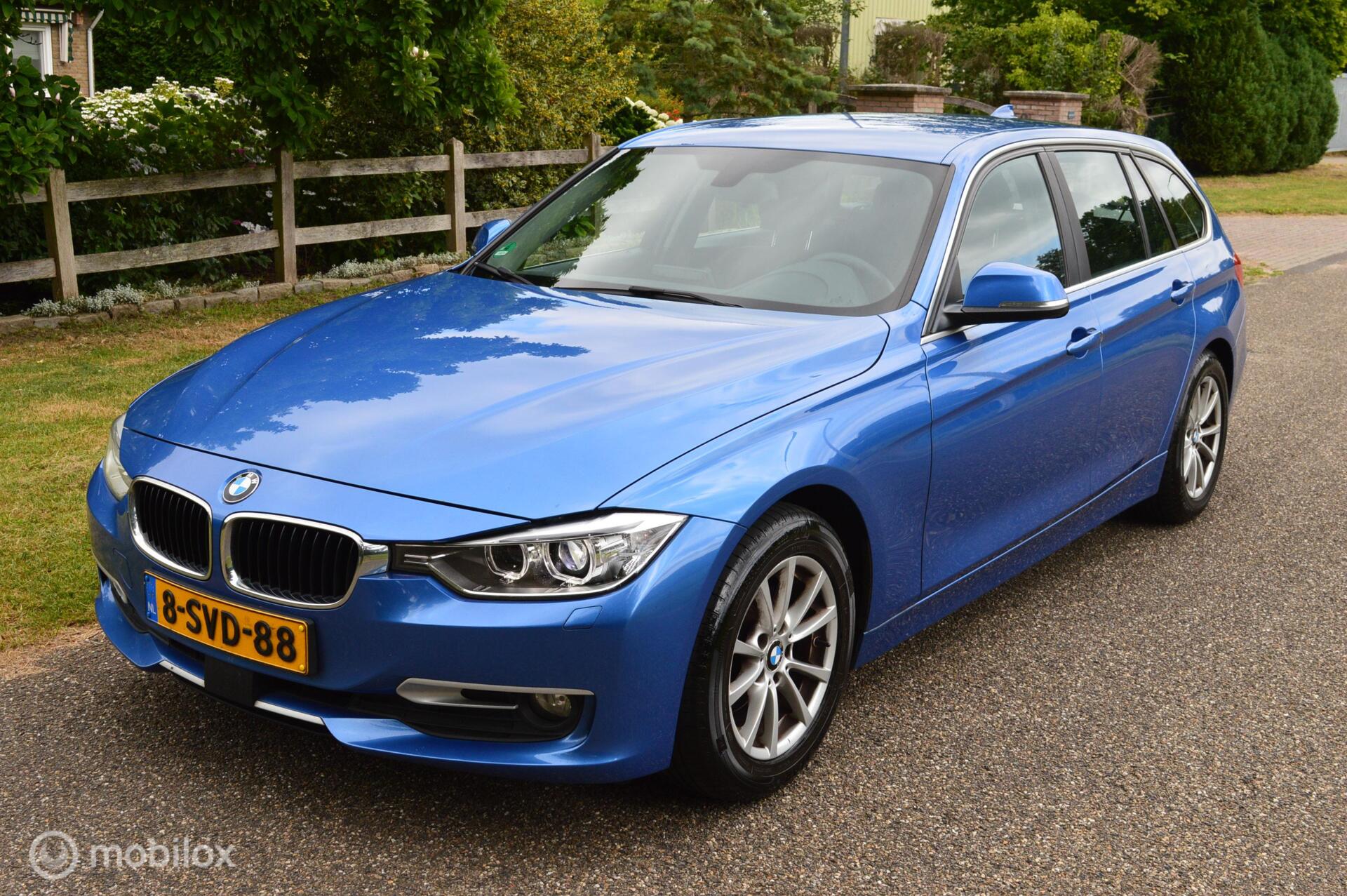 BMW 320ed 320D F31 ACC / XENON / LED / NW Motor 2013 - voorkant