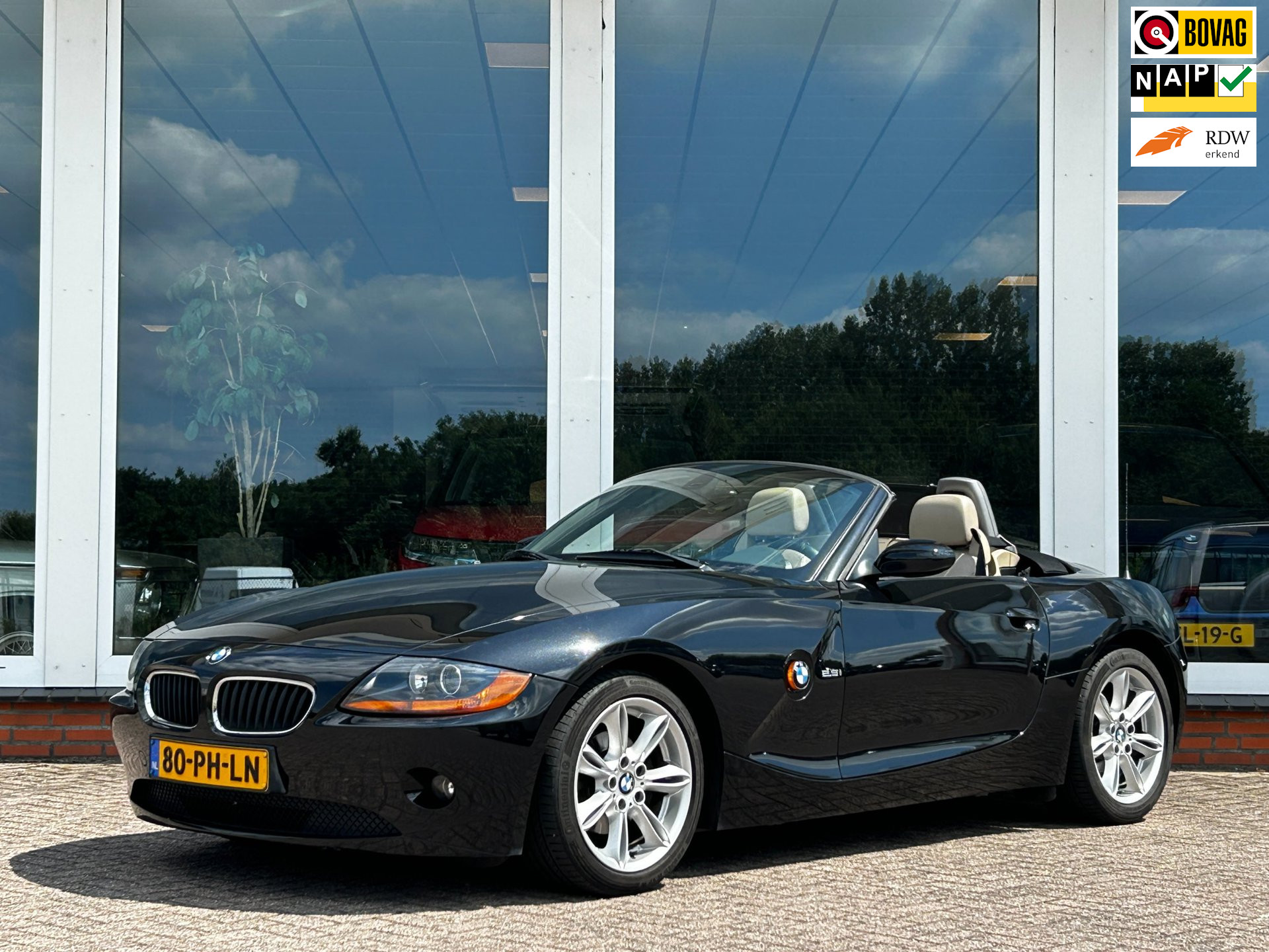 BMW Z Reihe 2.5i S - Origineel NL - NAP - 79.709 KM - UNIEK 2004 - voorkant