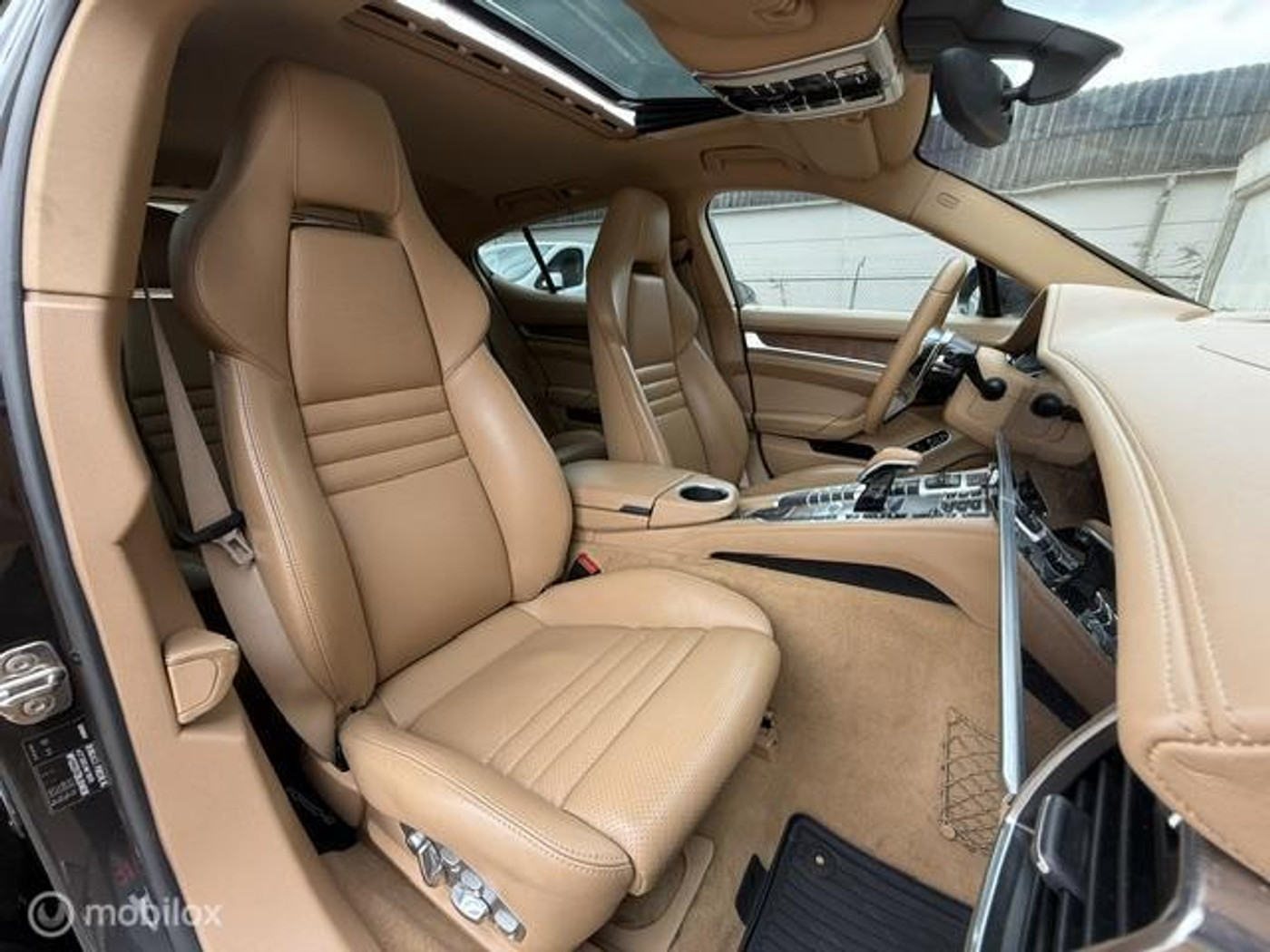 Foto van Porsche Panamera 4