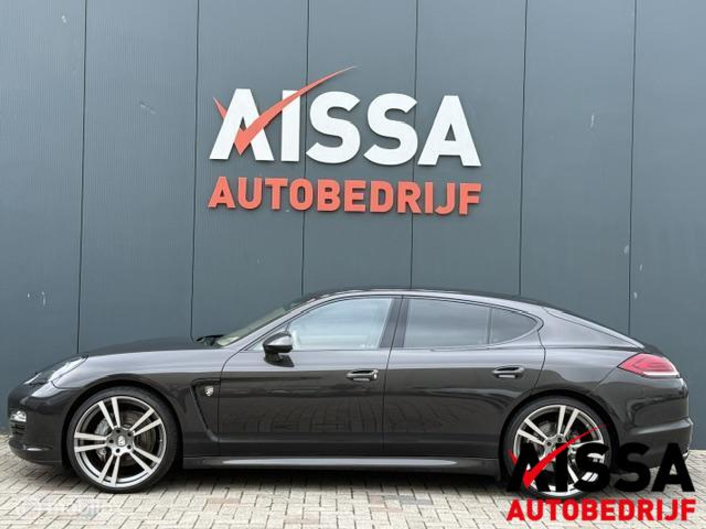 Foto van Porsche Panamera 4