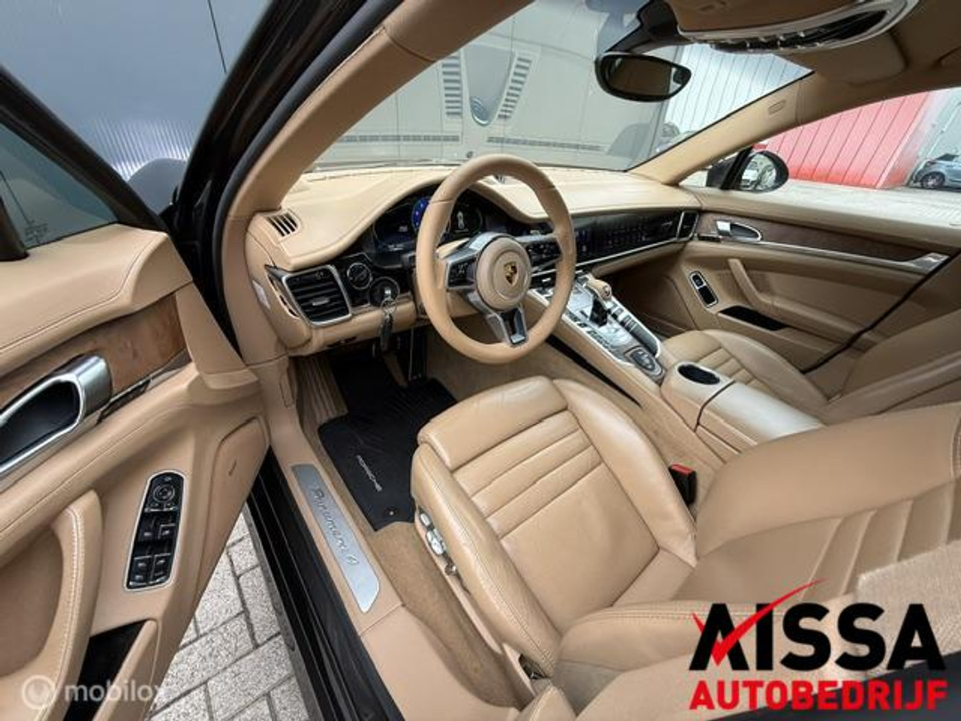 Foto van Porsche Panamera 4
