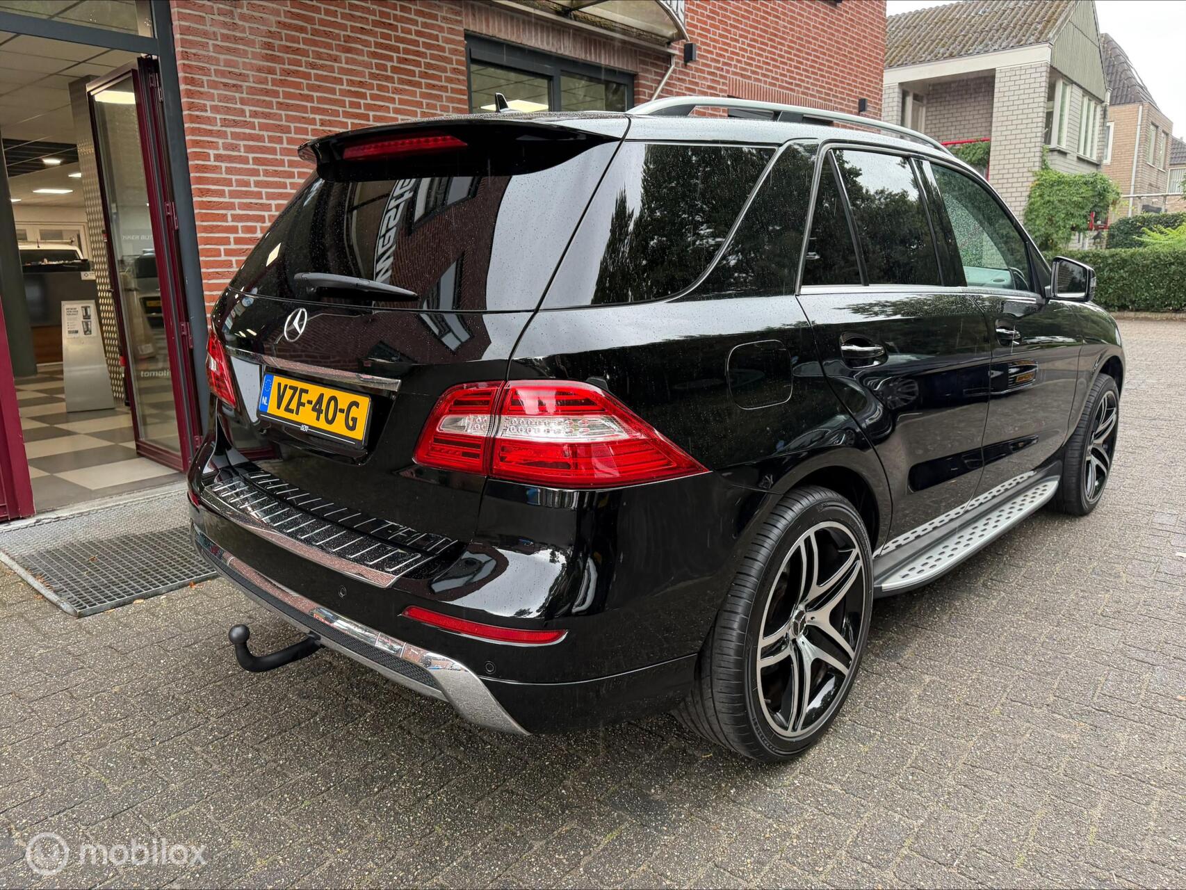 Foto van Mercedes-Benz ML 350