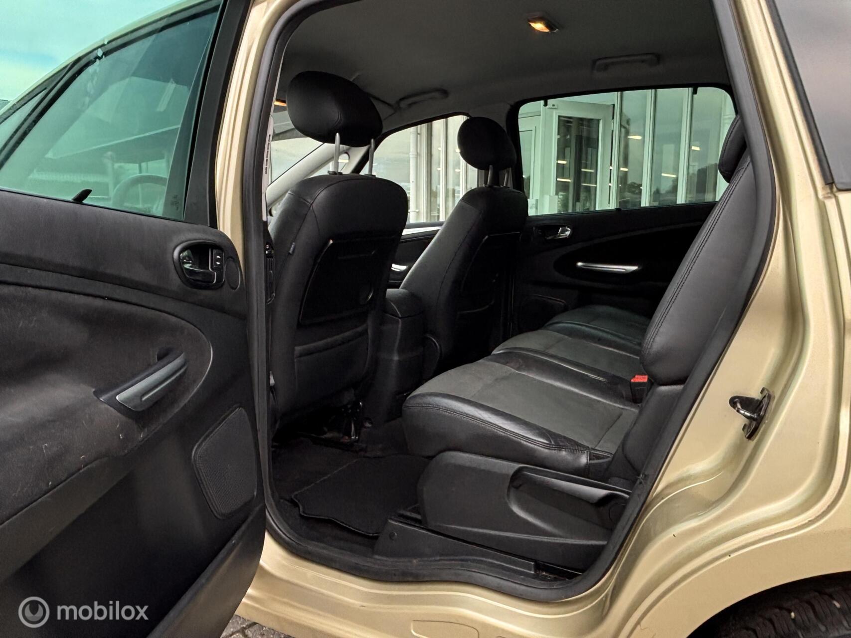 Foto van Ford S-max