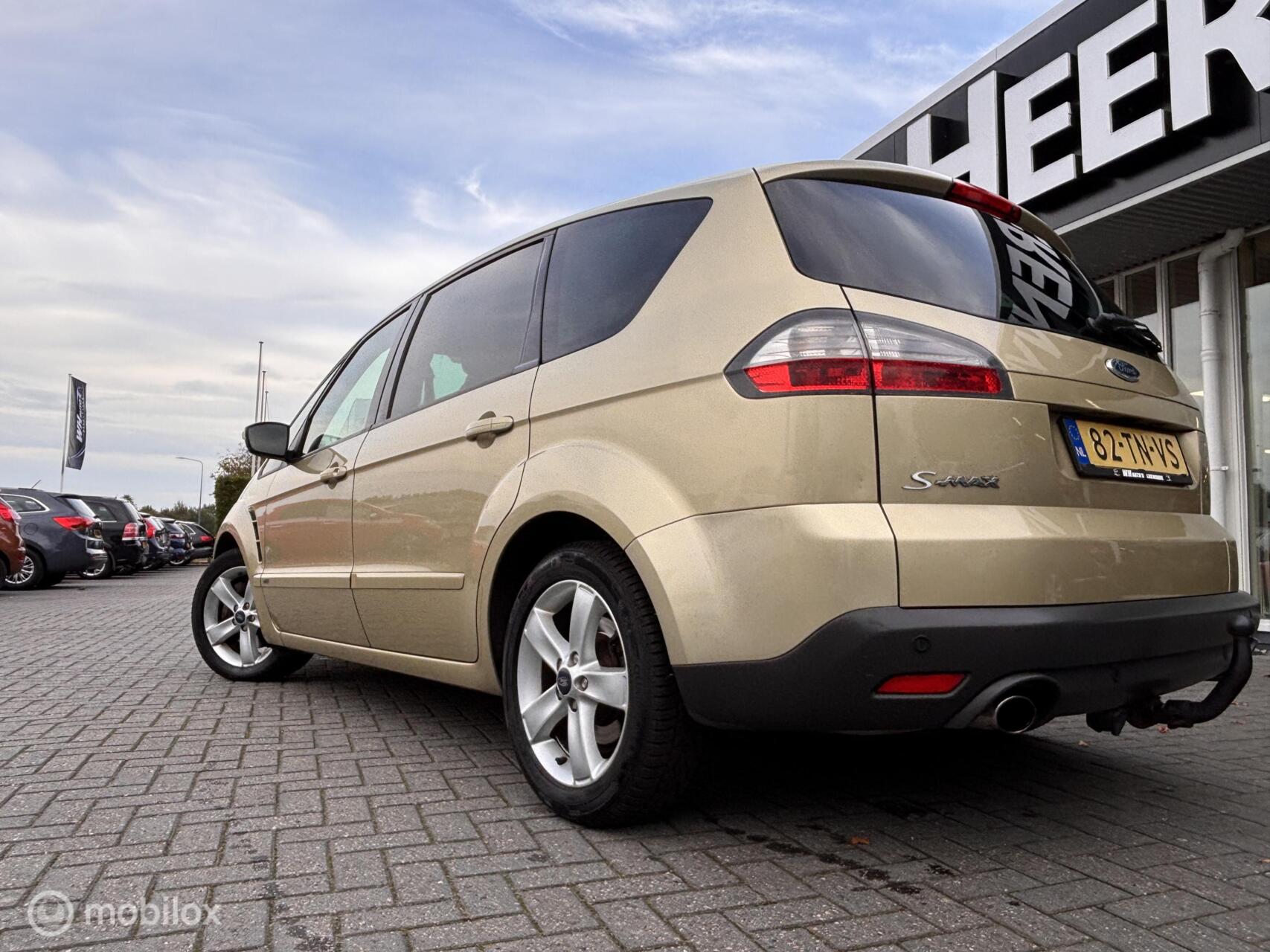 Foto van Ford S-max
