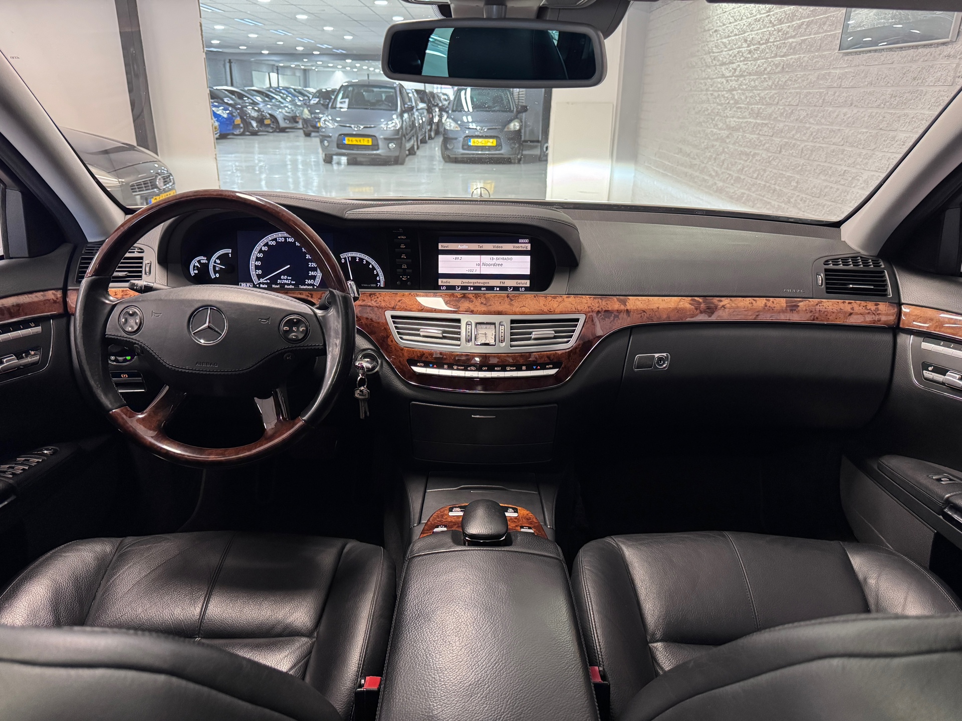 Foto van Mercedes-Benz S 500