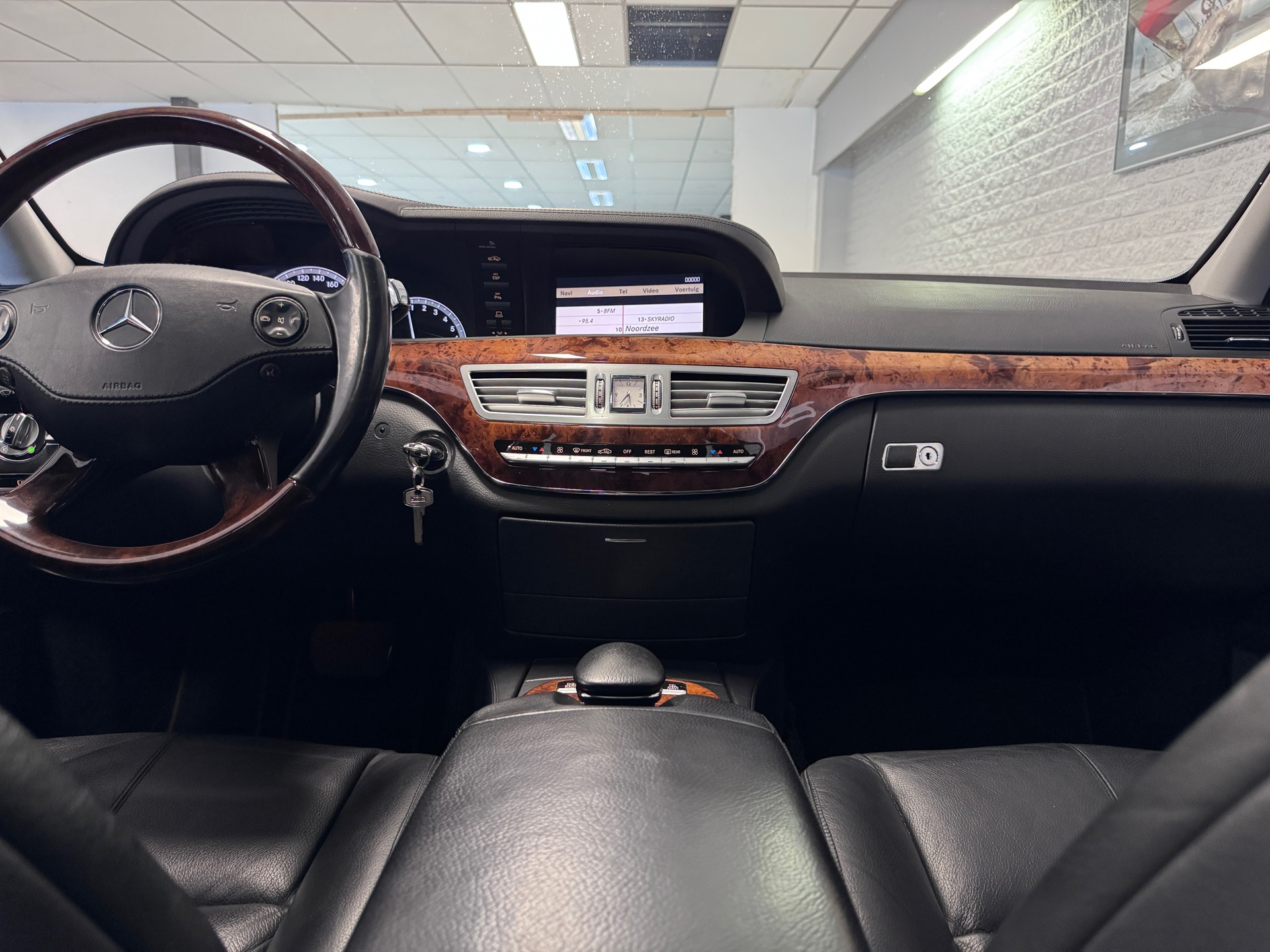 Foto van Mercedes-Benz S 500