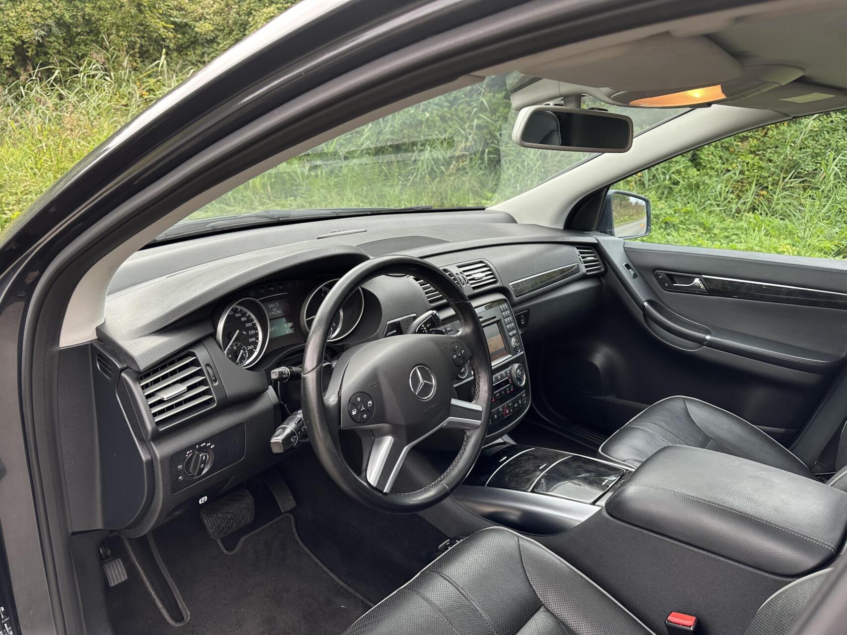 Foto van Mercedes-Benz R 350 CDI