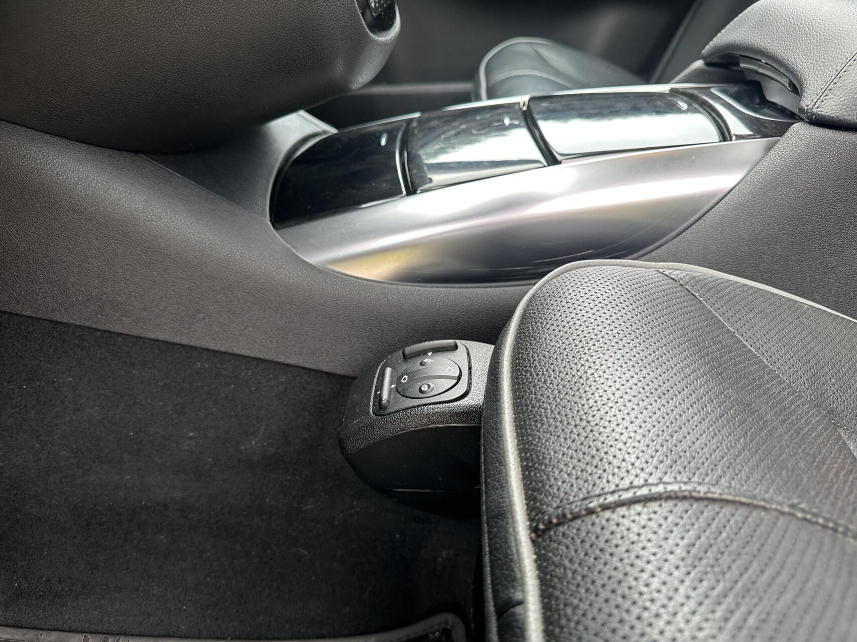 Foto van Mercedes-Benz R 350 CDI