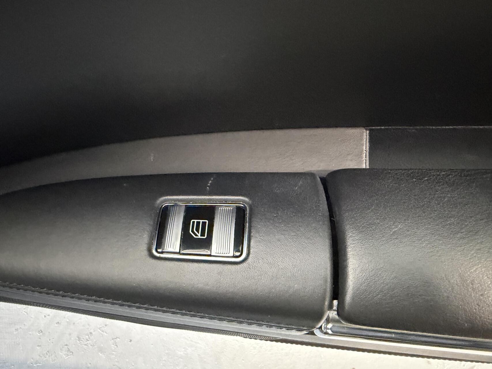 Foto van Mercedes-Benz S 500