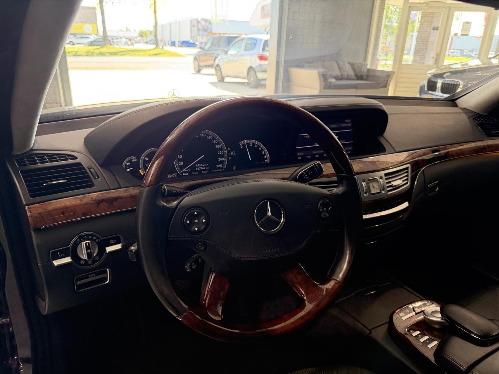 Foto van Mercedes-Benz S 500