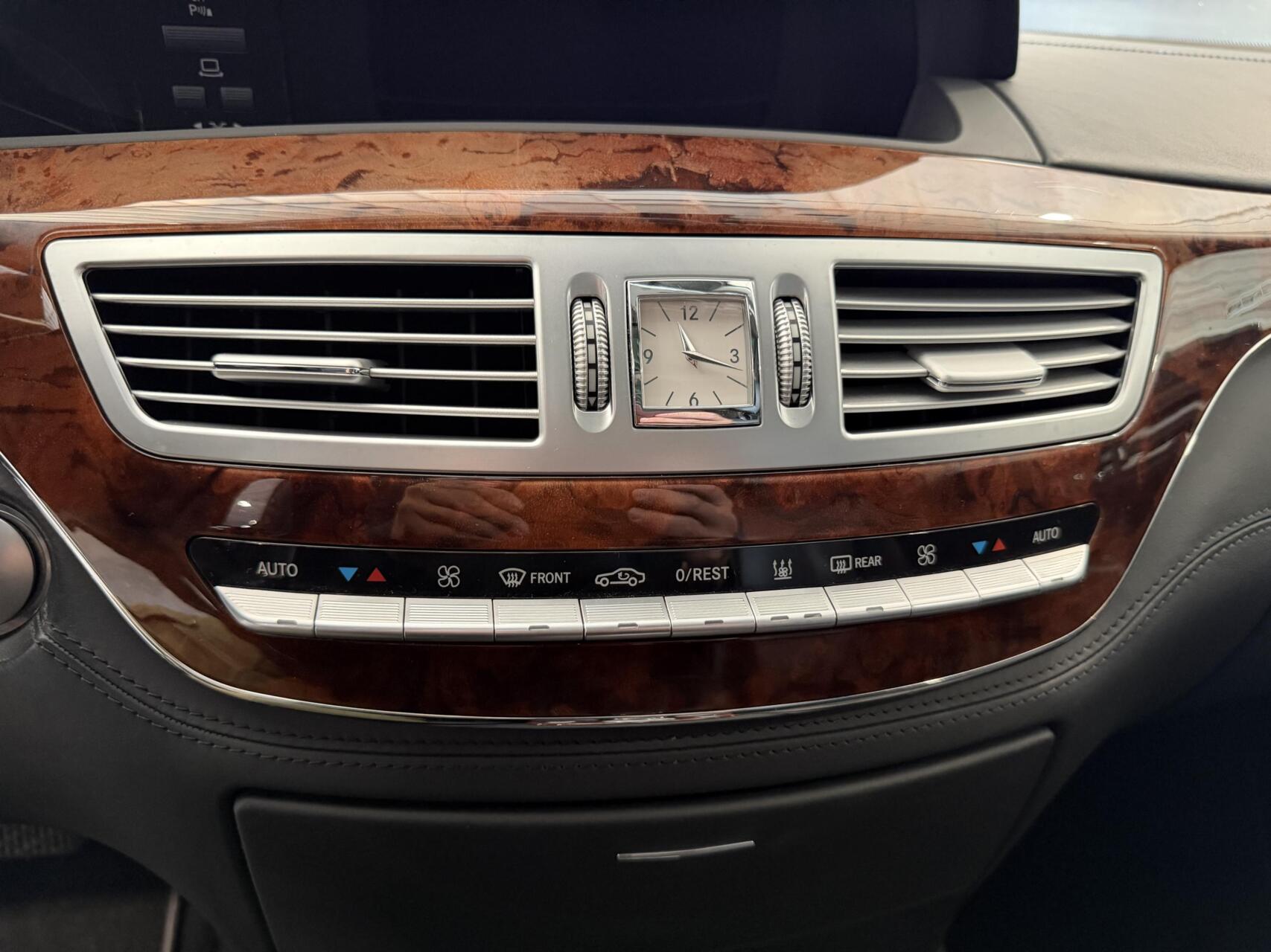 Foto van Mercedes-Benz S 500