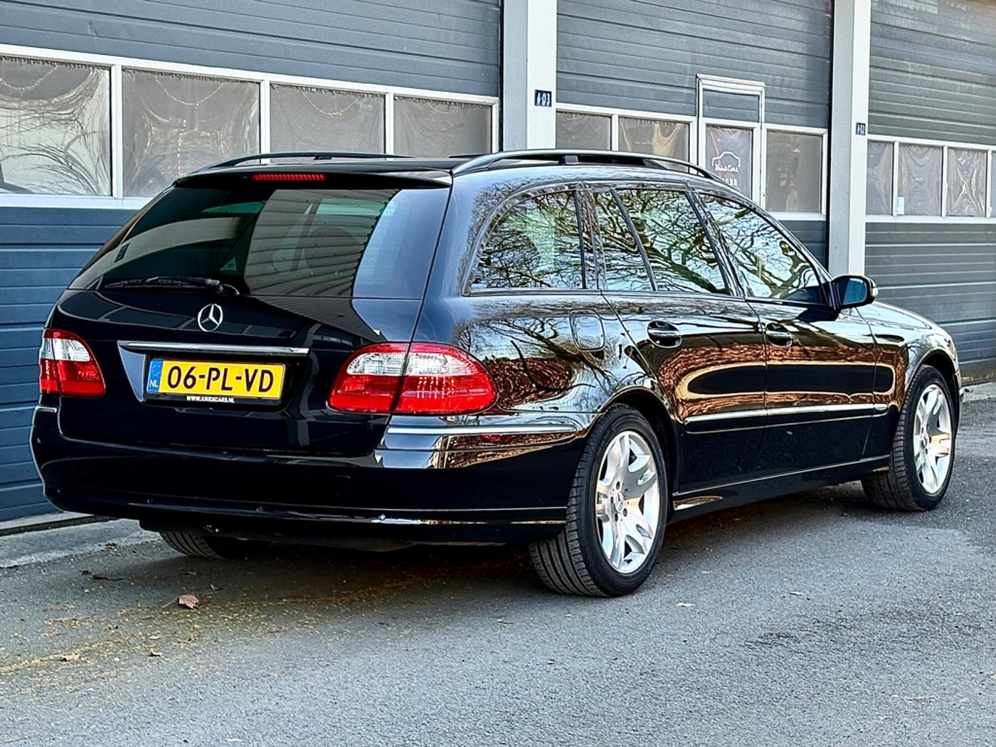 Foto van Mercedes-Benz E 500