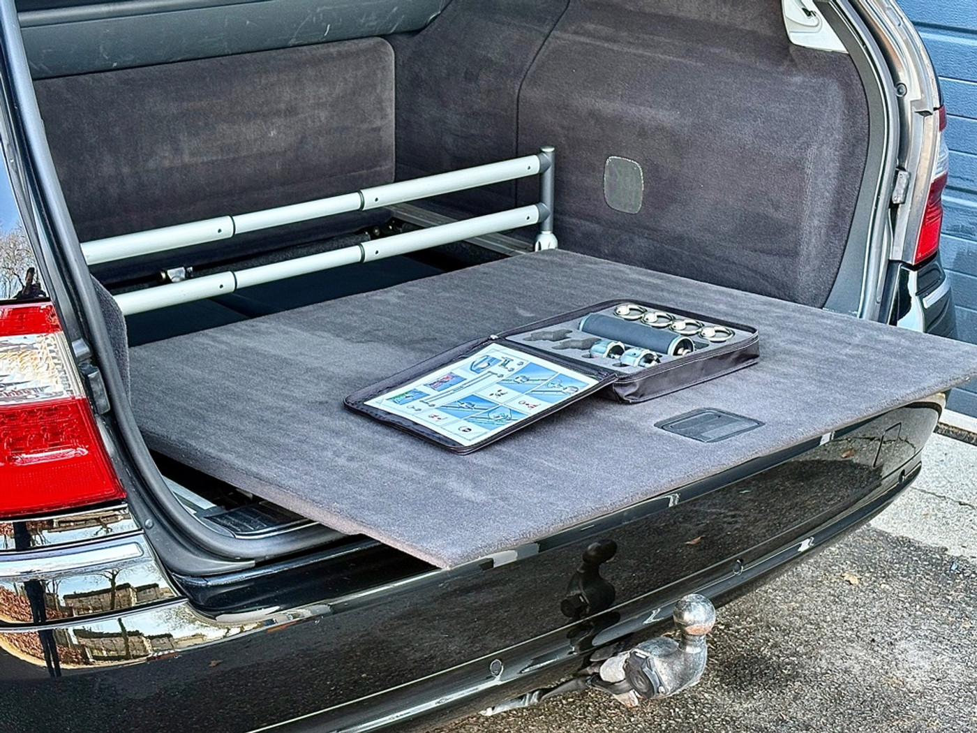 Foto van Mercedes-Benz E 500