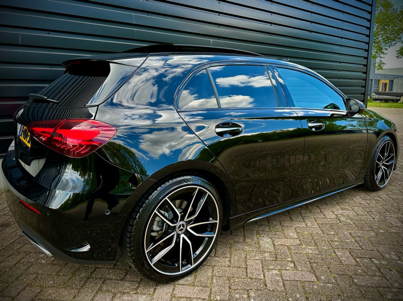 Foto van Mercedes-Benz A 200