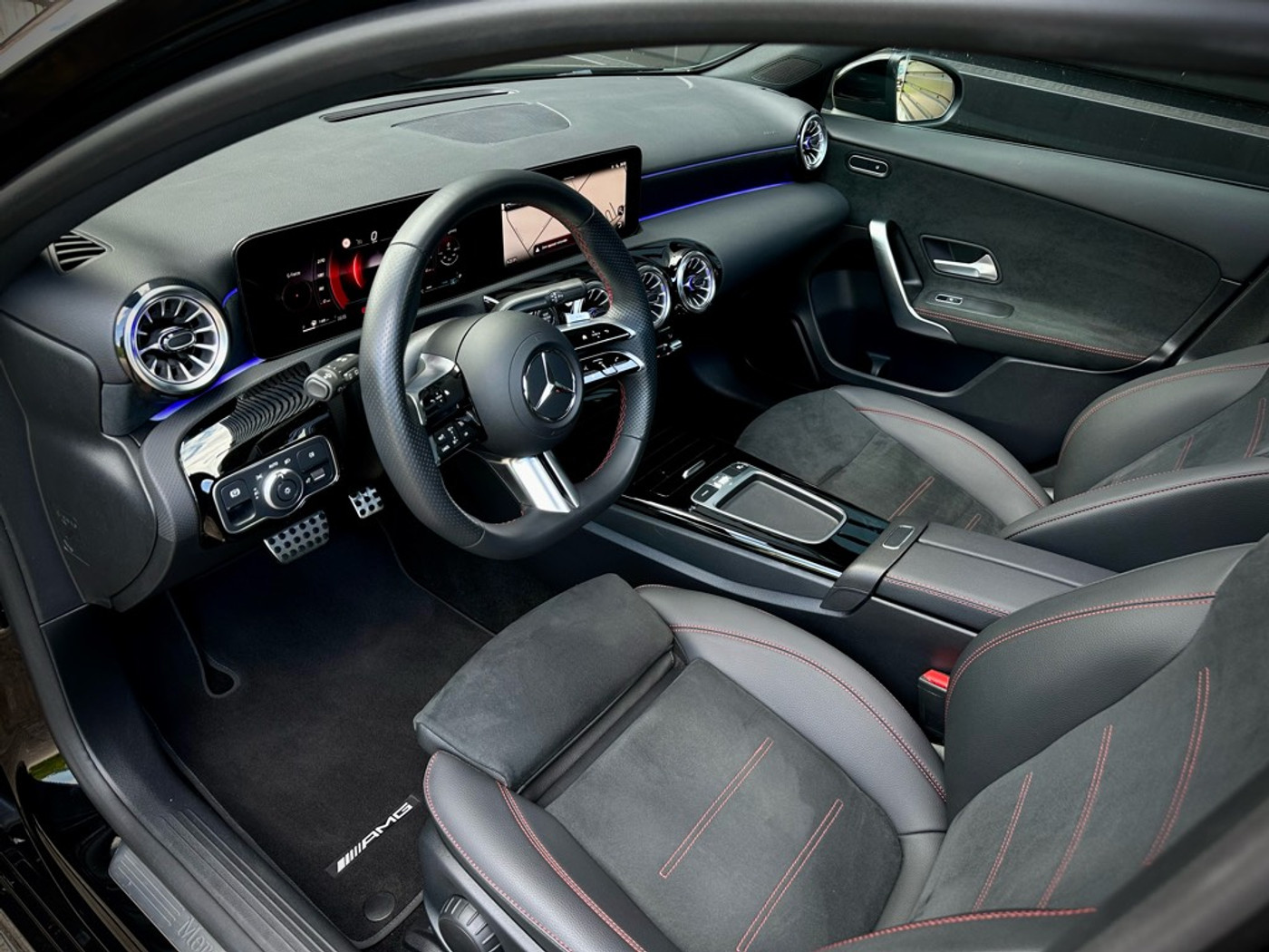 Foto van Mercedes-Benz A 200