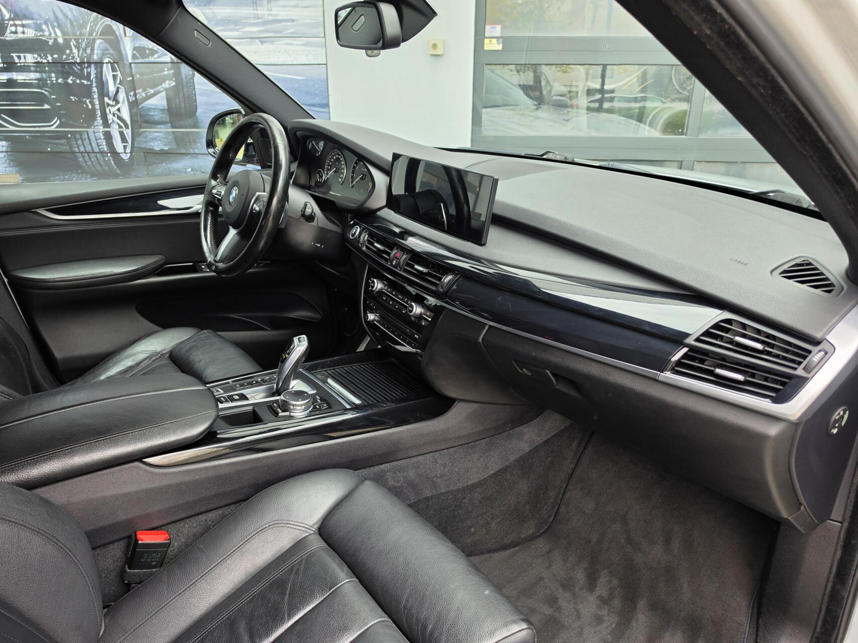 Foto van BMW X5 Xdrive40e