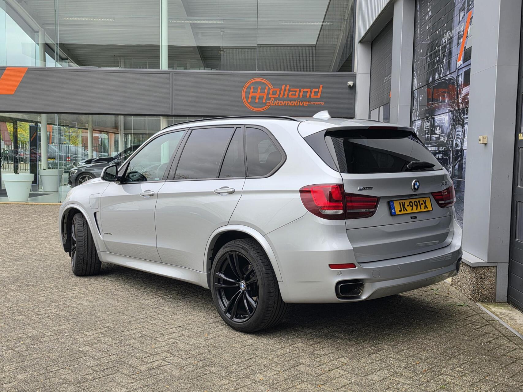 Foto van BMW X5 Xdrive40e