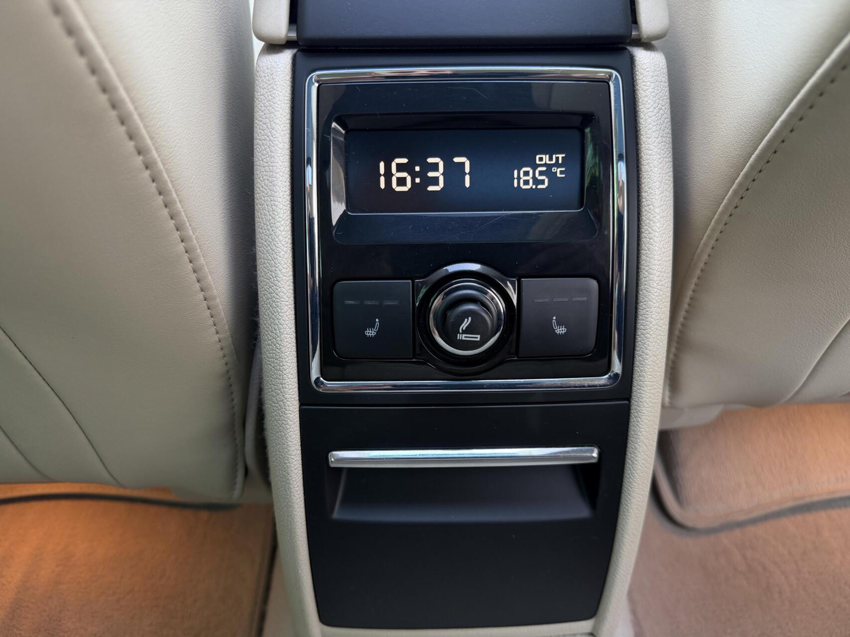 Foto van Skoda Superb
