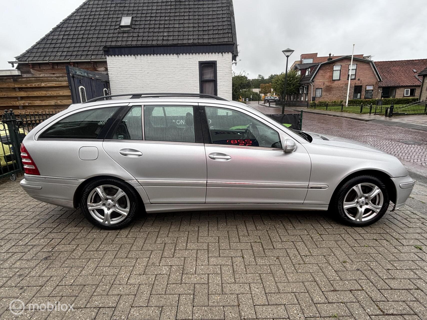 Foto van Mercedes-Benz C 320 4-matic