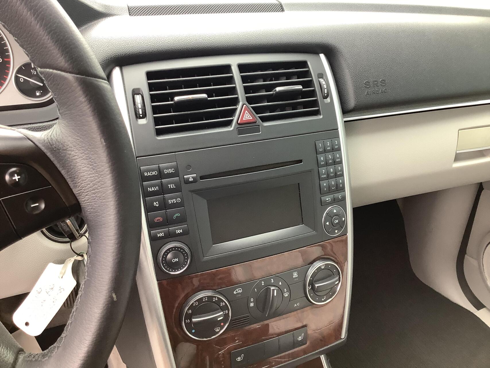 Foto van Mercedes-Benz B 180