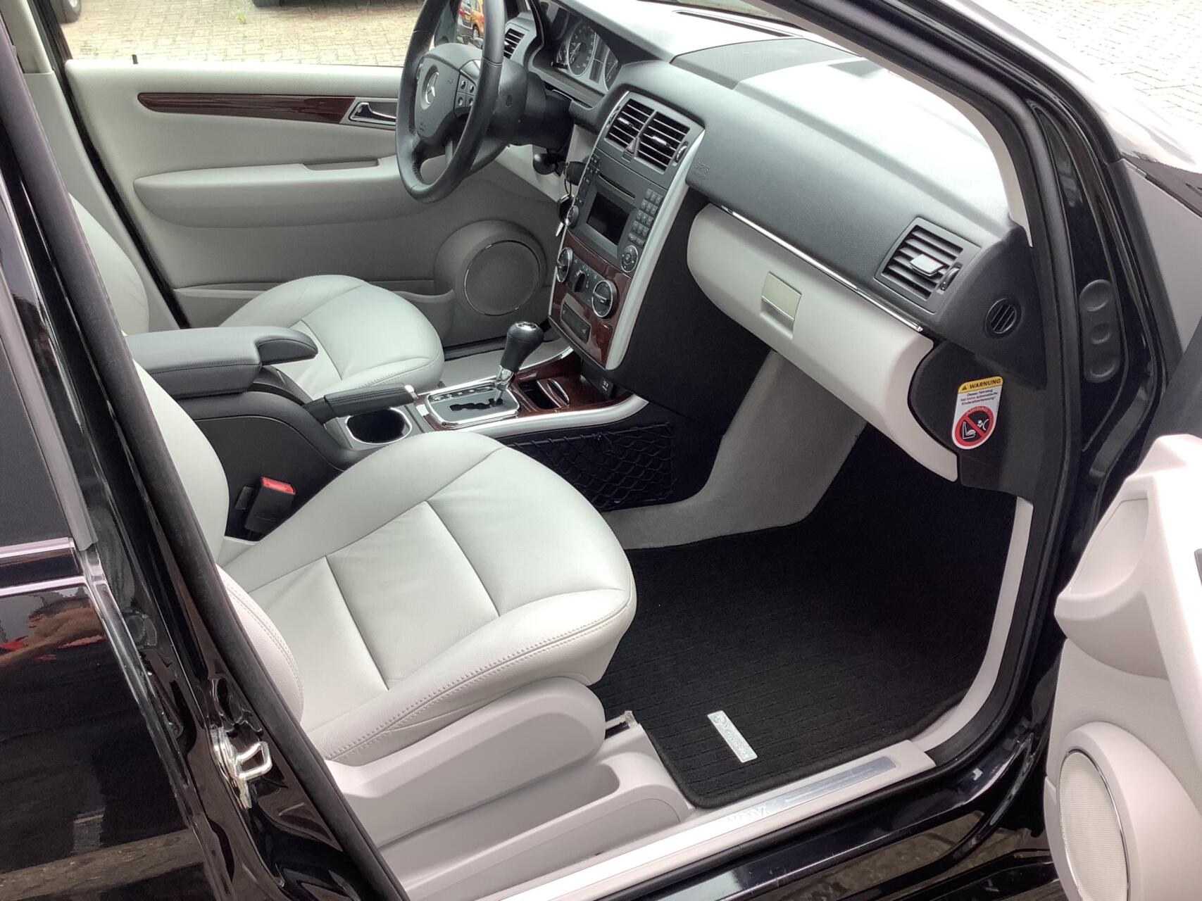 Foto van Mercedes-Benz B 180