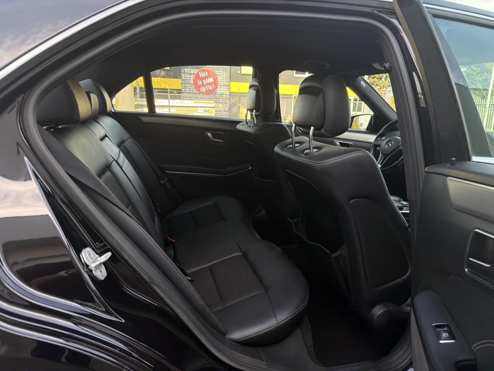 Foto van Mercedes-Benz E 200