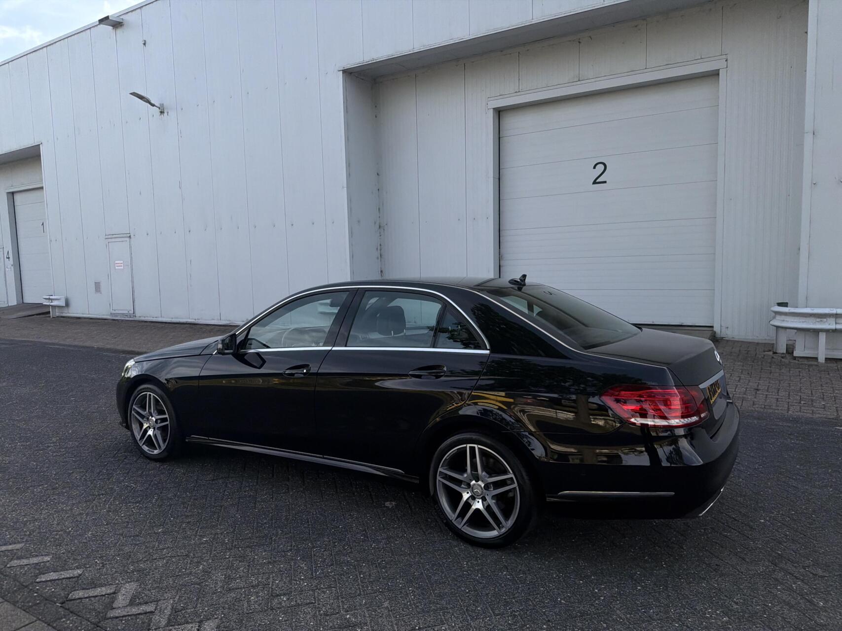 Foto van Mercedes-Benz E 200