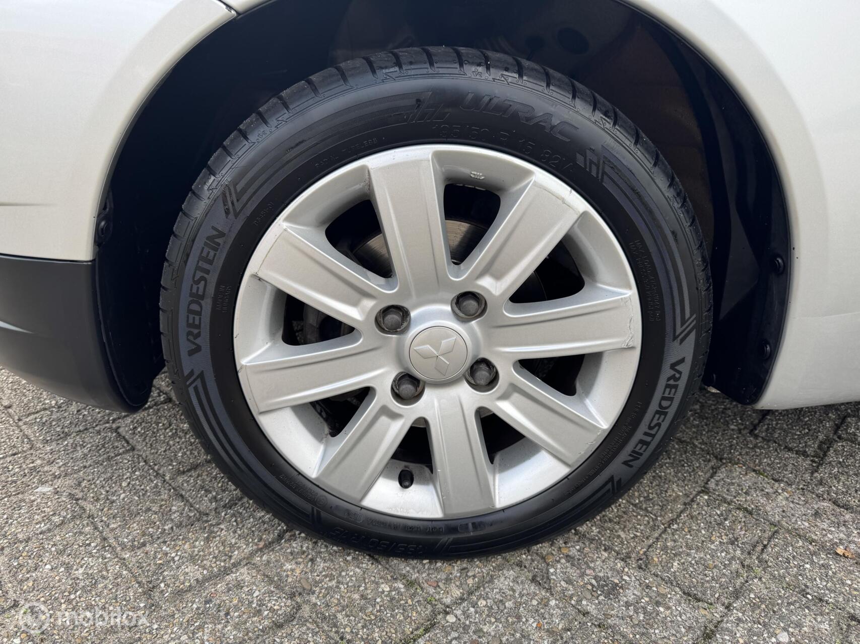 Foto van Mitsubishi Mitsubishi Colt