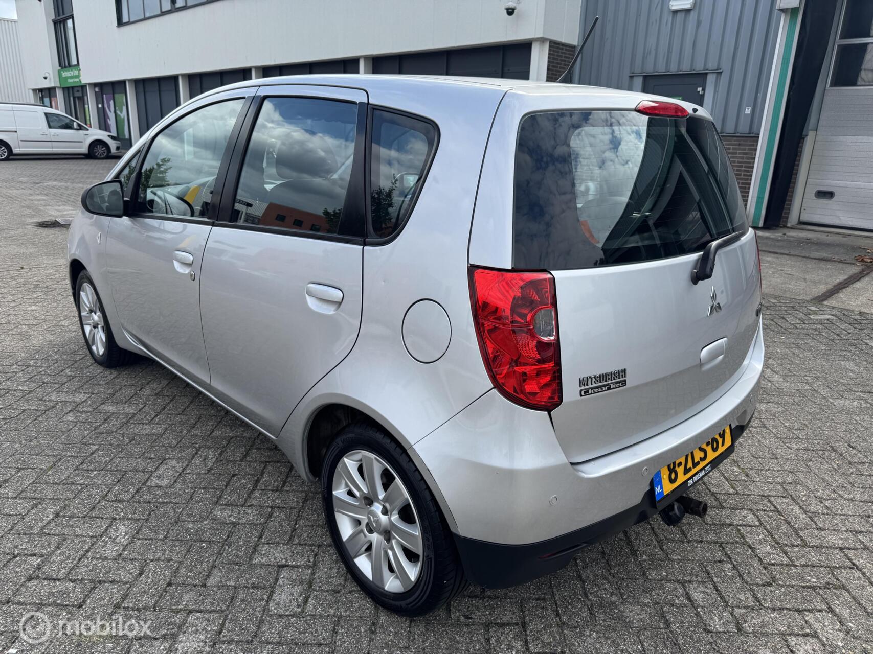 Foto van Mitsubishi Mitsubishi Colt