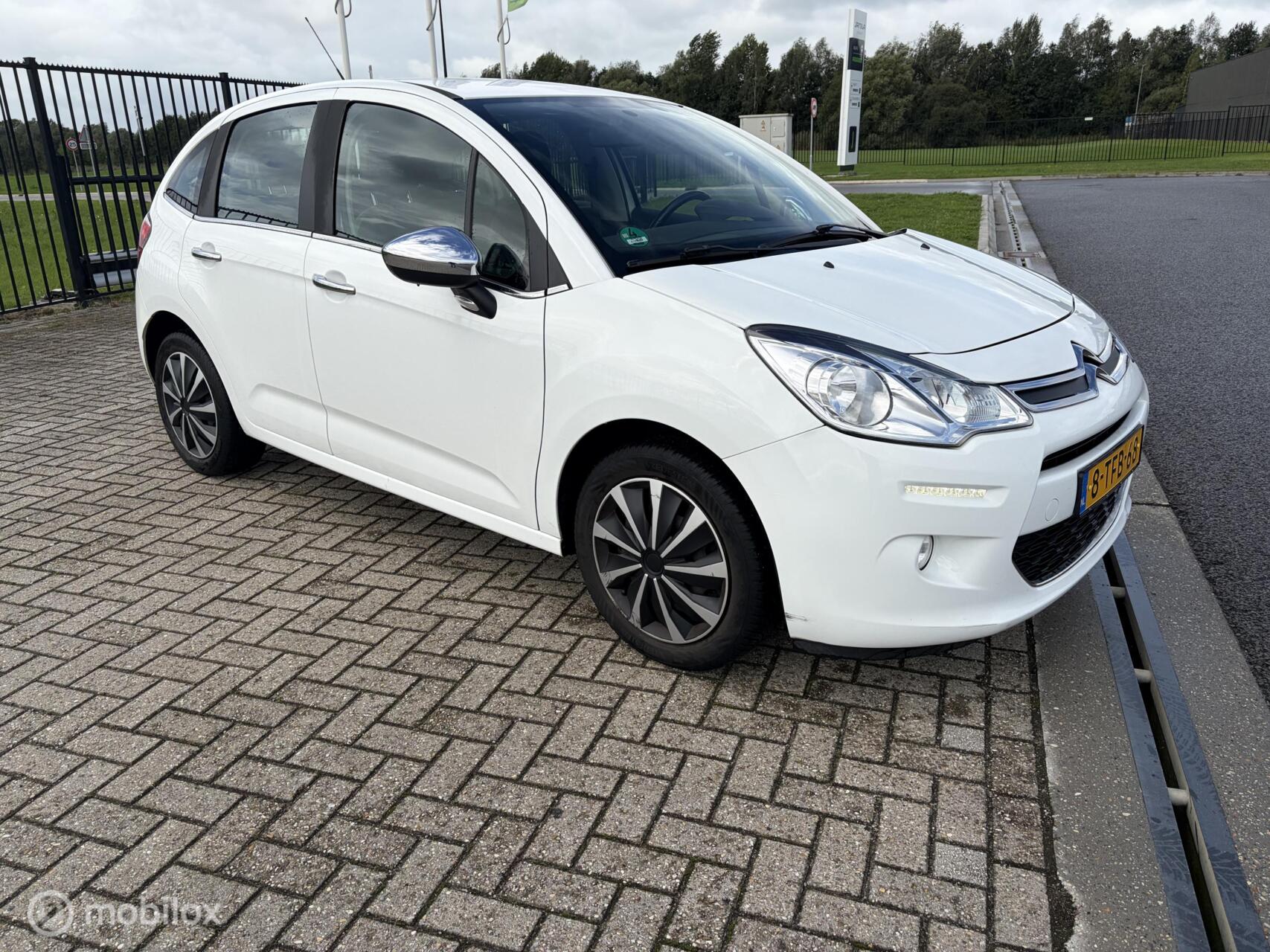 Citroen C3 1.2 VTi Business 2014 - voorkant
