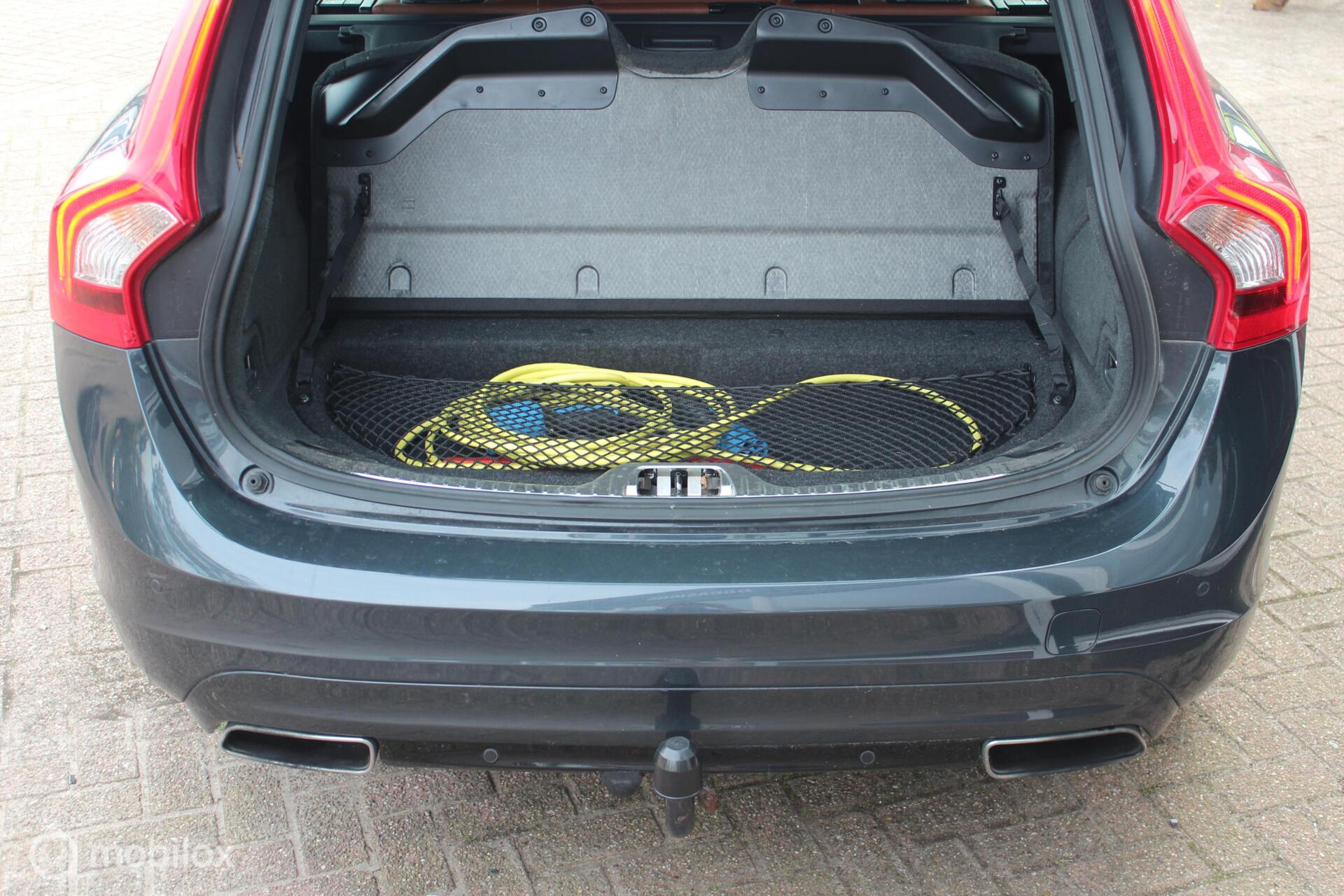 Foto van Volvo V60 Plug In Hybrid