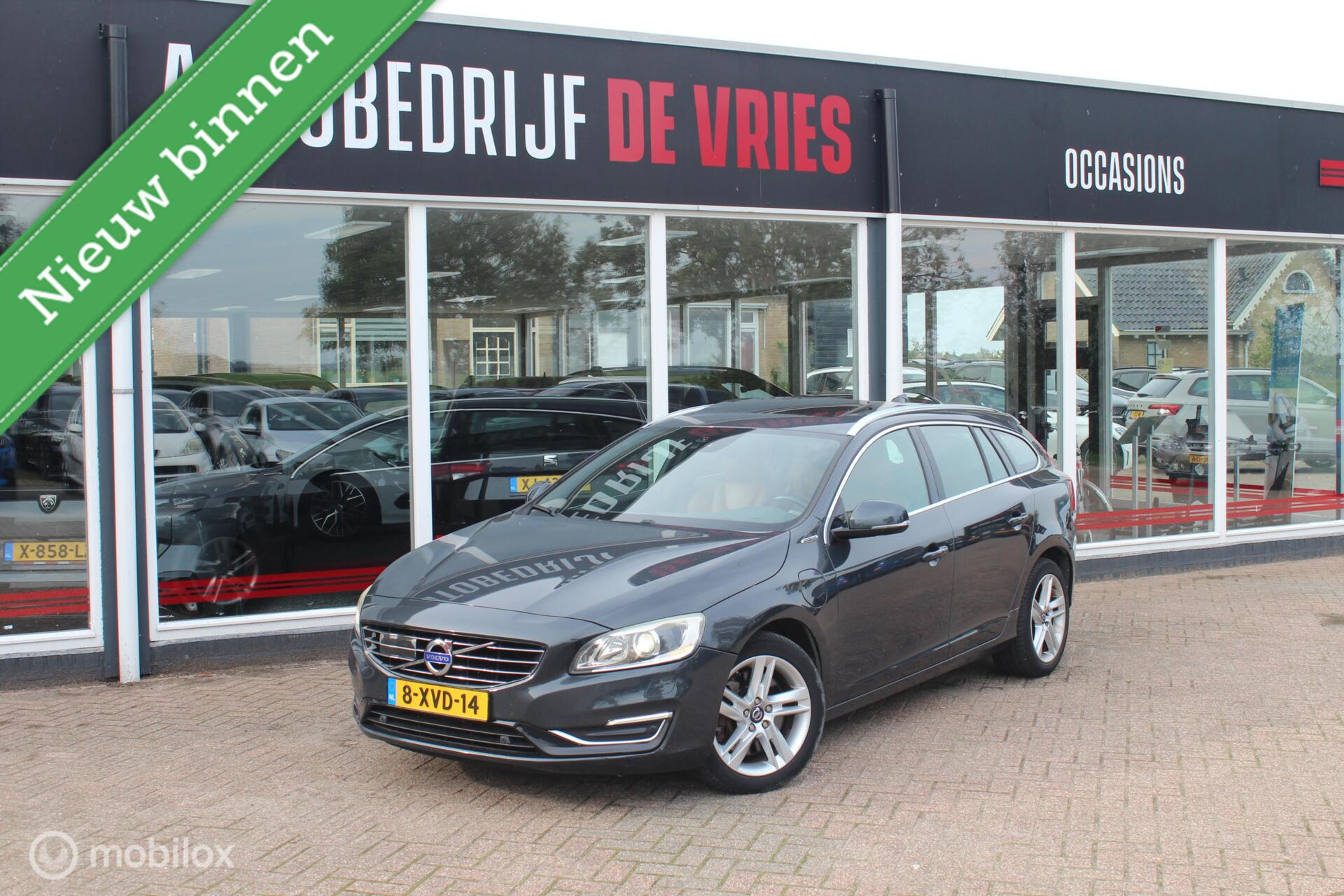 Volvo V60 Plug In Hybrid 2.4 D5 Summum Leder/Opendak/Adaptive-Cruise/Memory 2014 - voorkant